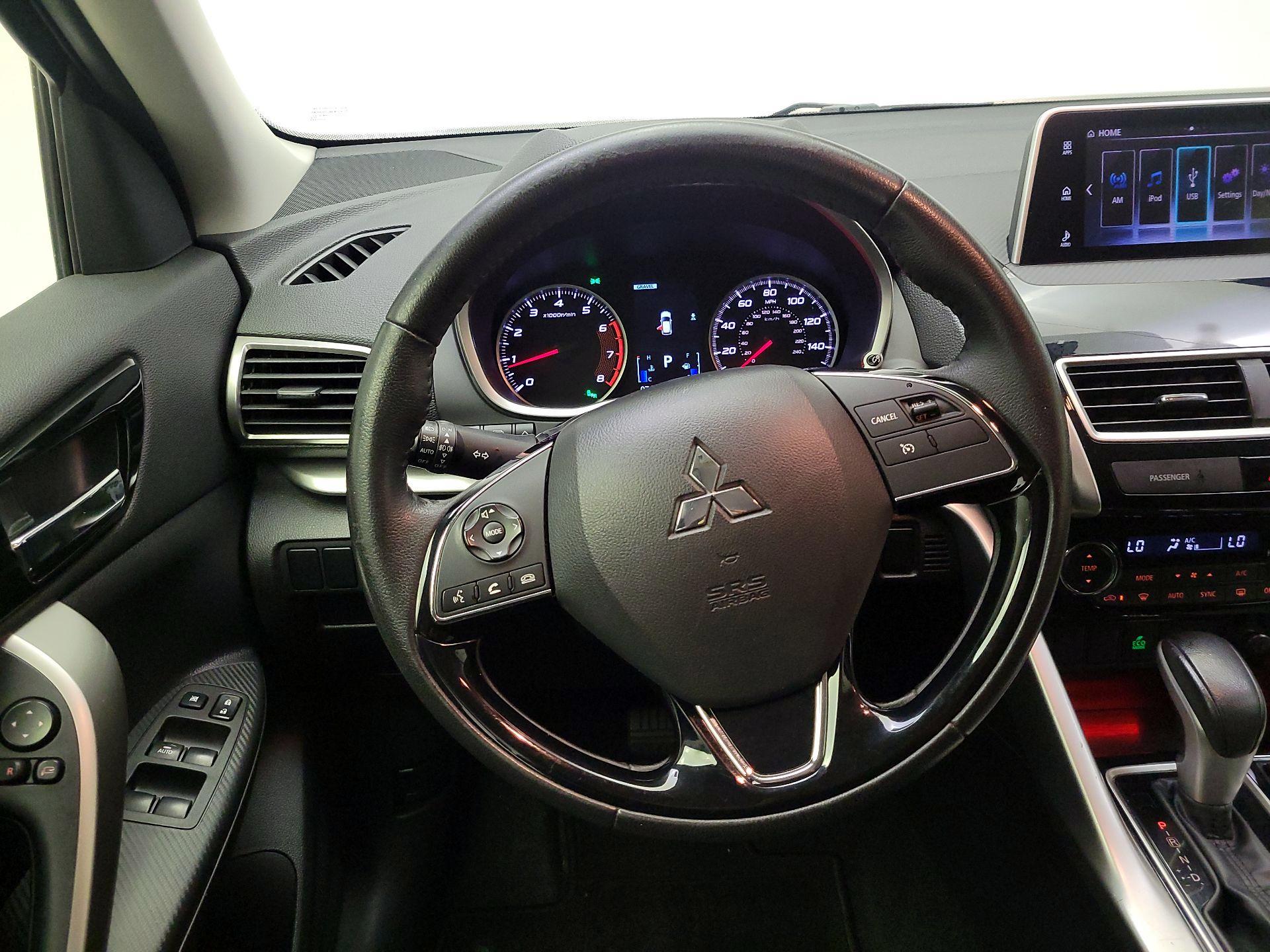 Thumbnail: 2018 Mitsubishi Eclipse Cross - 10
