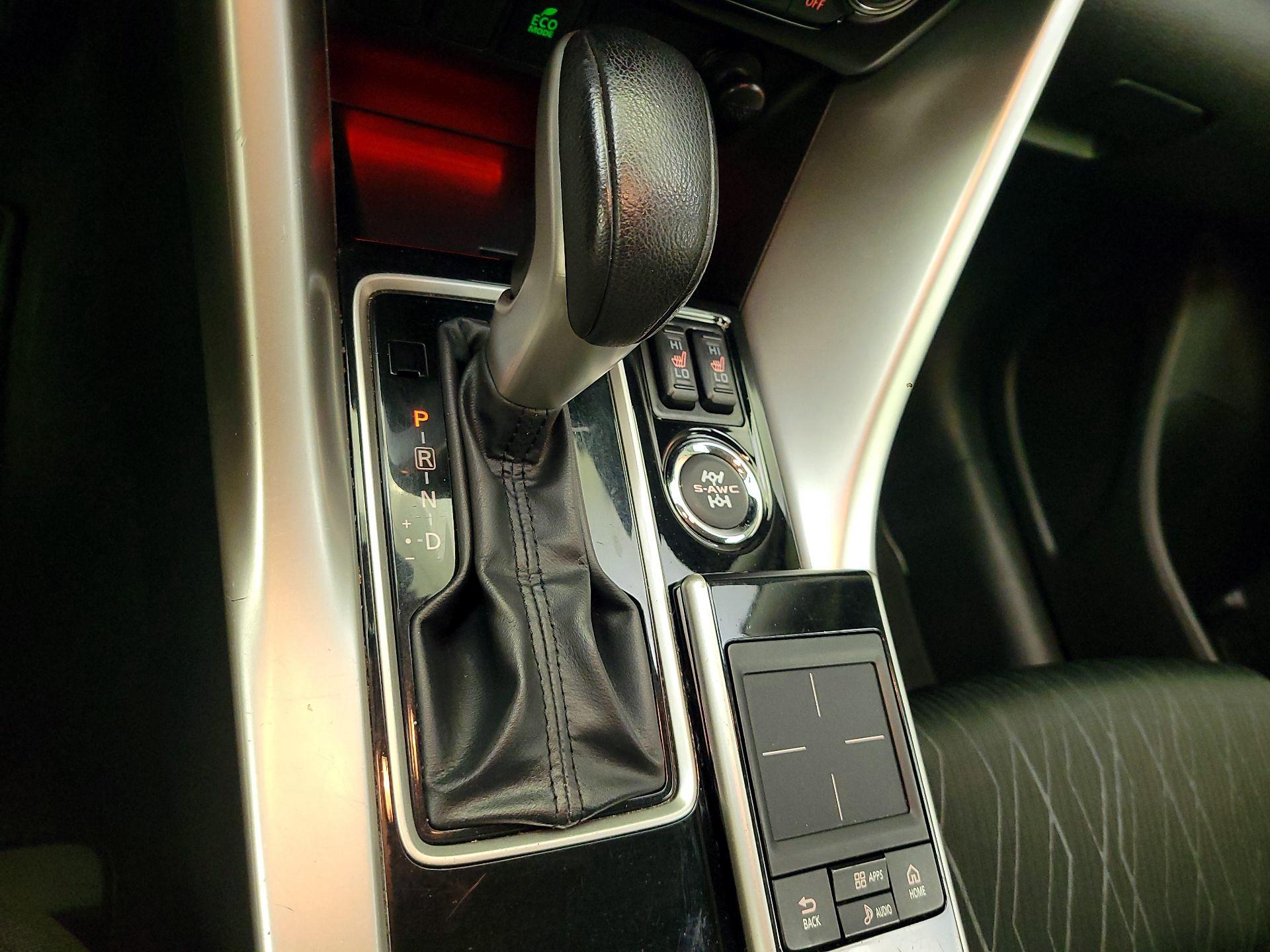 Thumbnail: 2018 Mitsubishi Eclipse Cross - 17