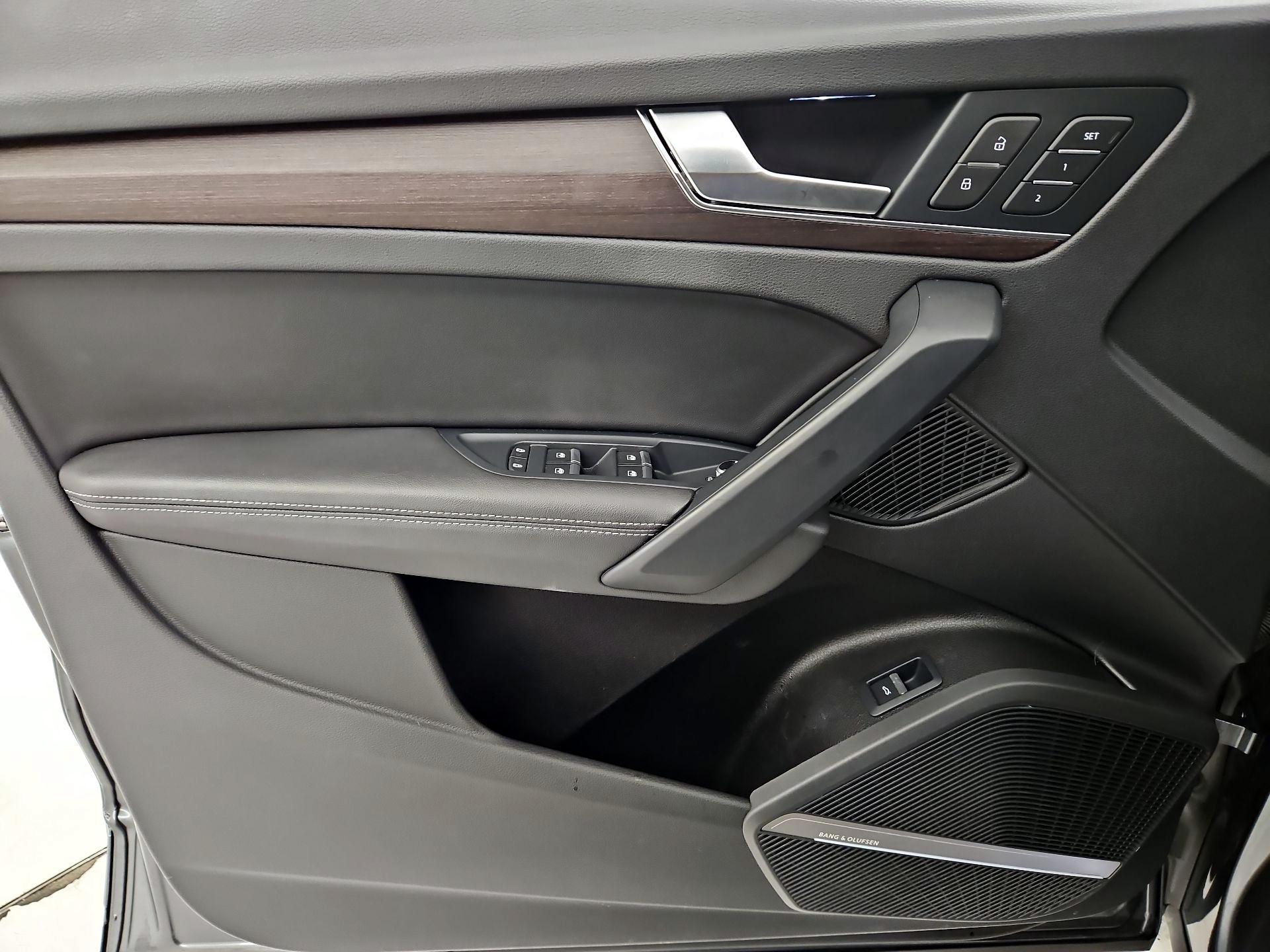 Thumbnail: 2022 Audi Q5 - 12