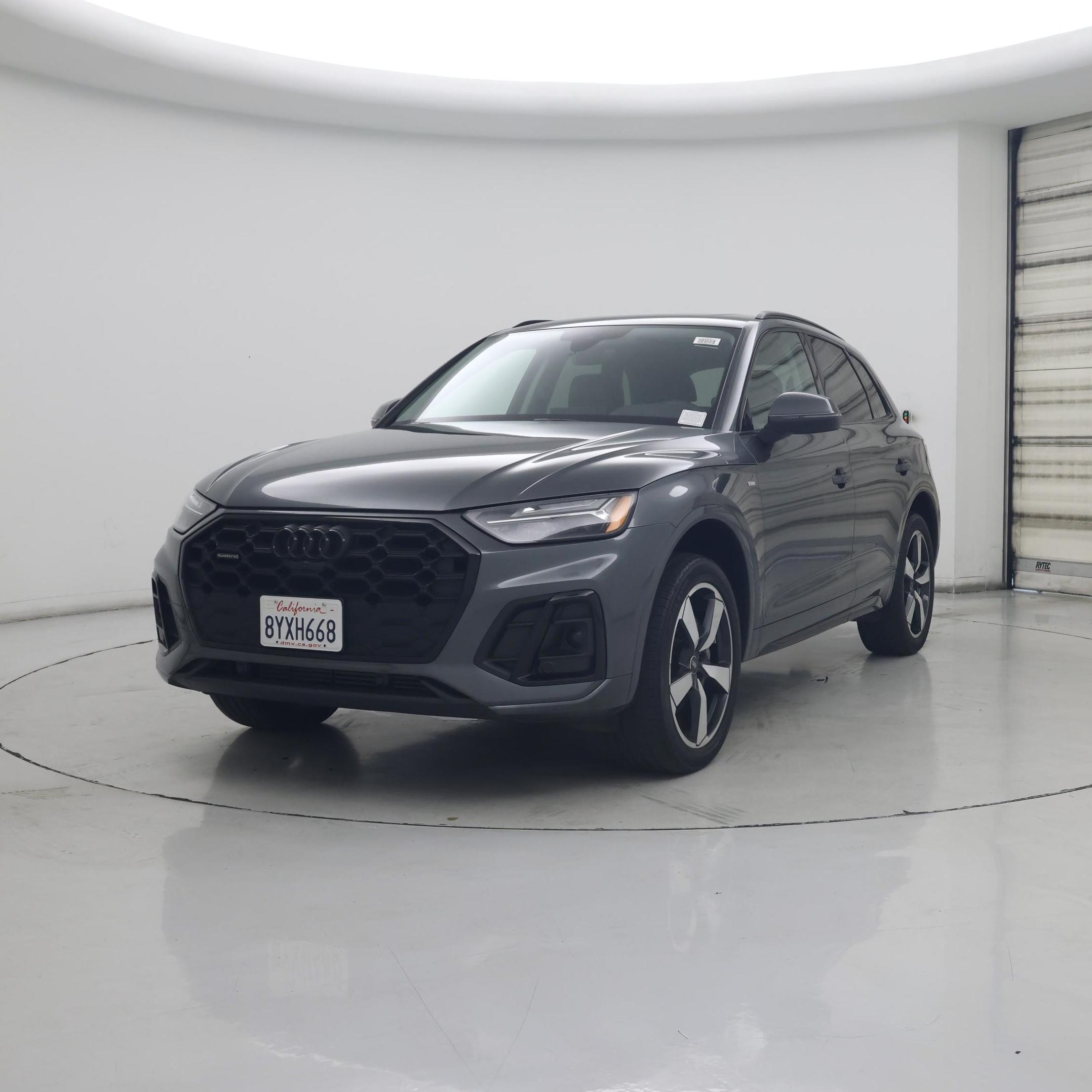 Thumbnail: 2022 Audi Q5 - 4
