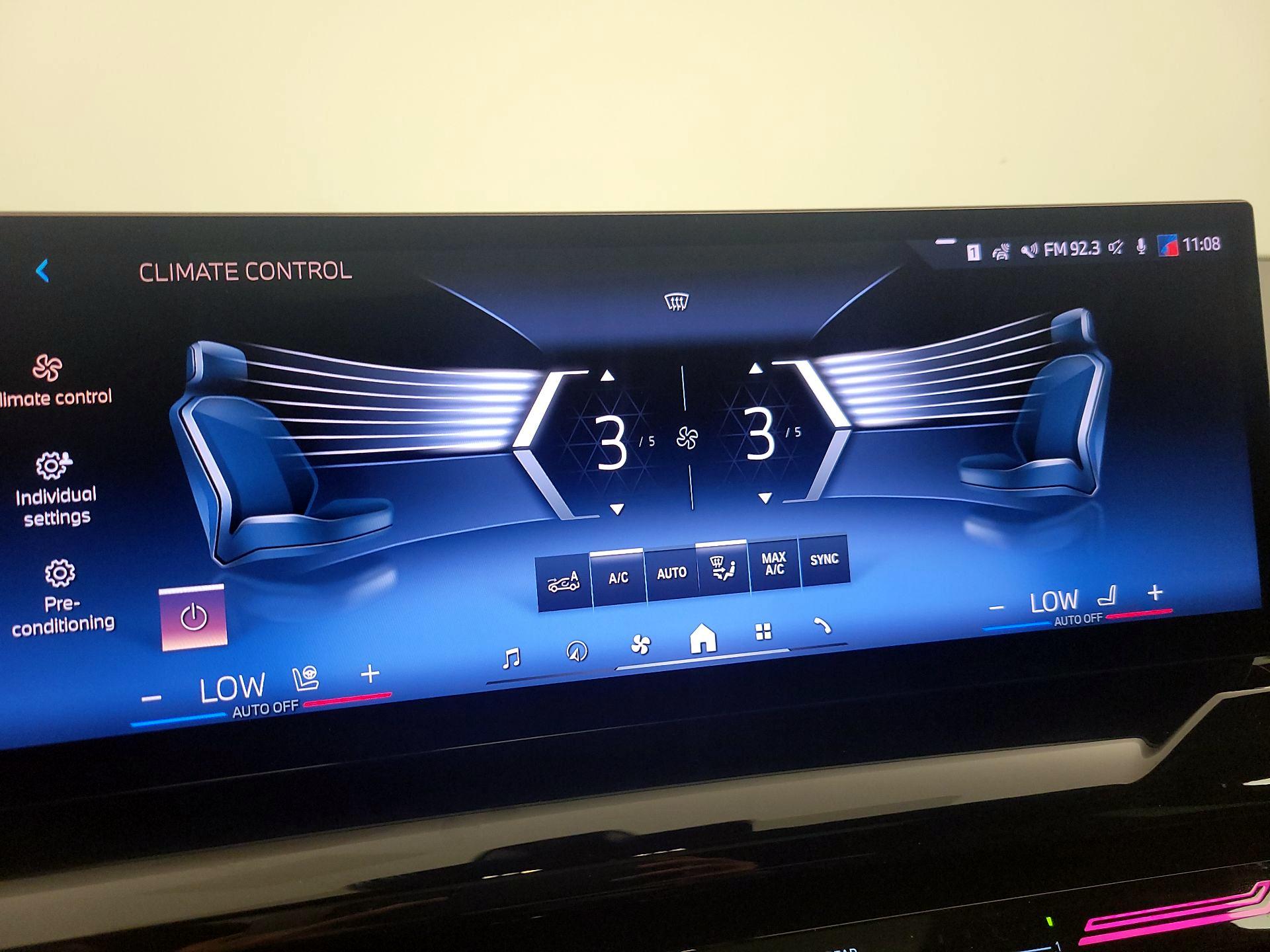 Thumbnail: 2024 BMW 5 Series - 17