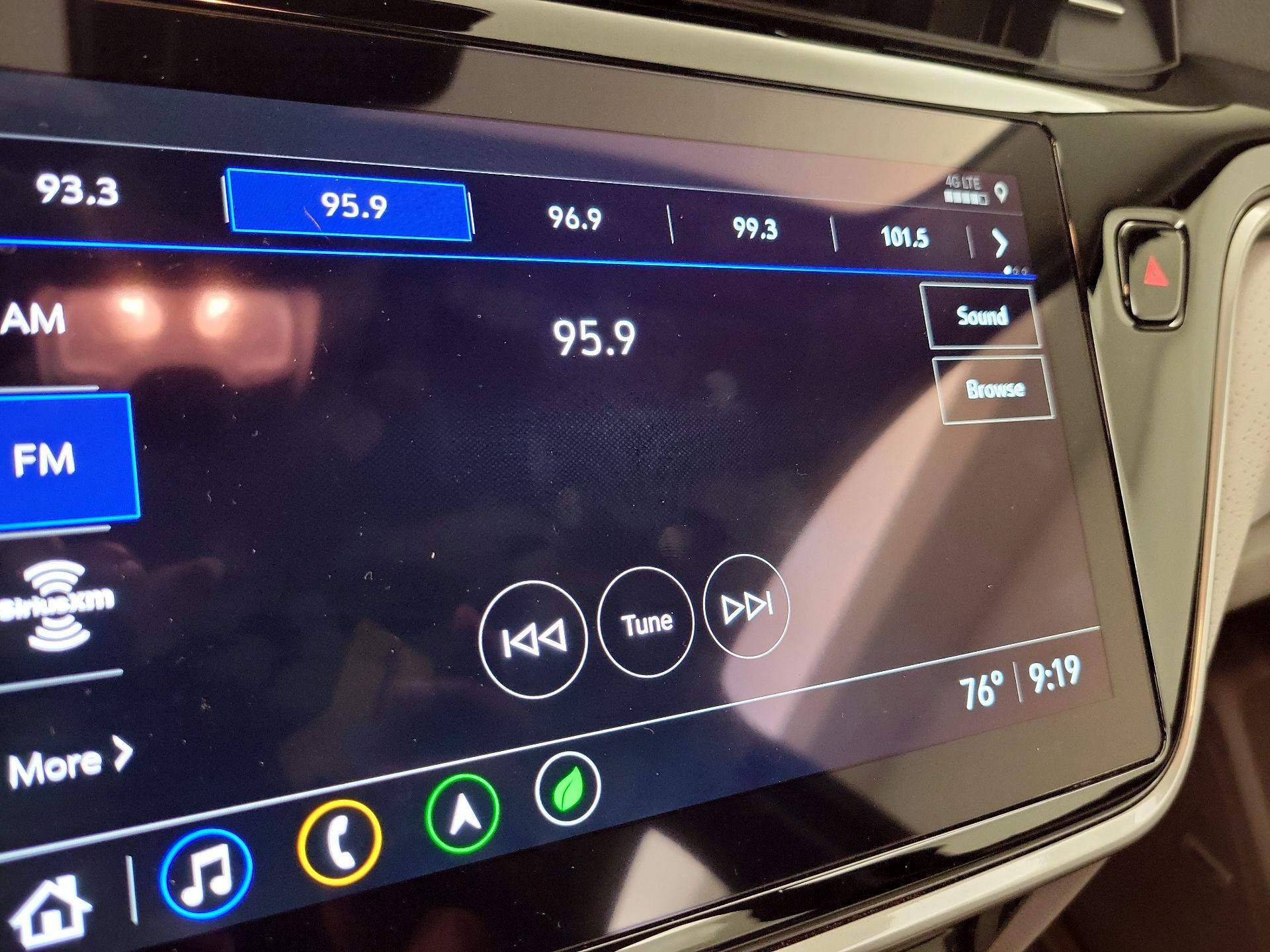 Thumbnail: 2023 Chevrolet Bolt EUV - 16