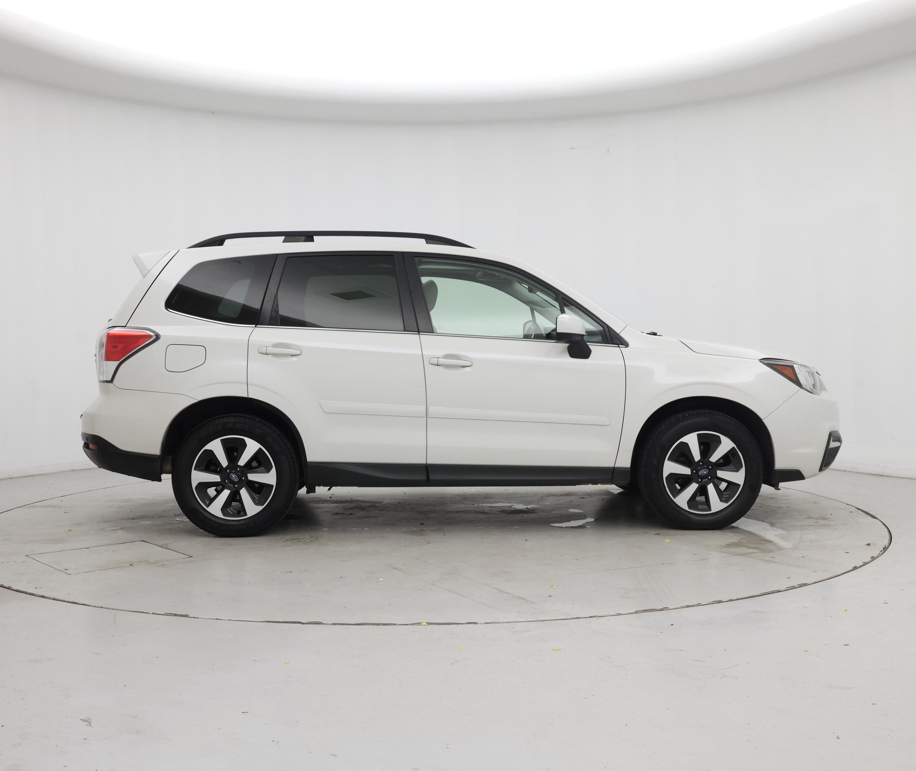 Thumbnail: 2017 Subaru Forester - 7