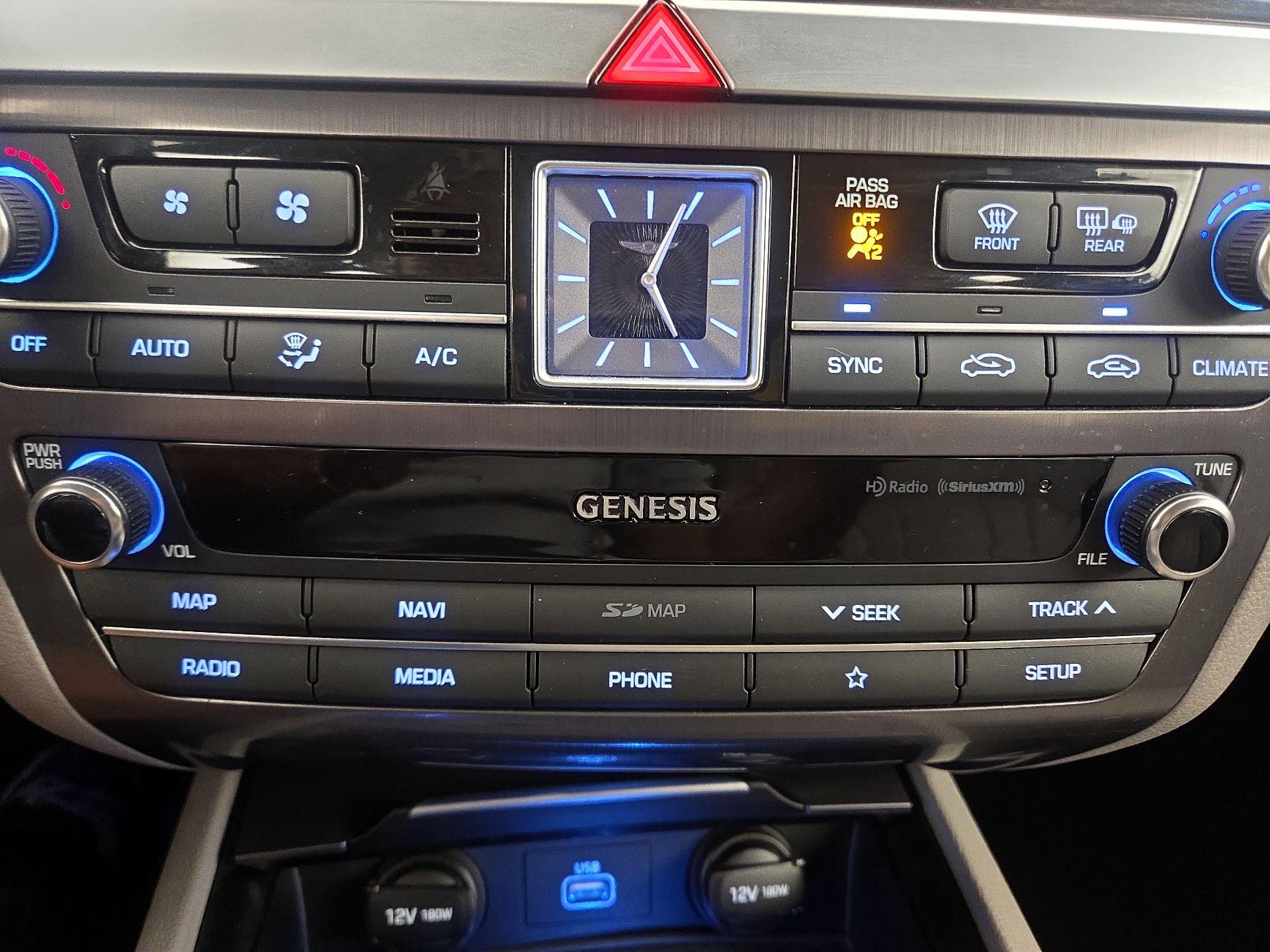 Thumbnail: 2020 Genesis G80 - 17
