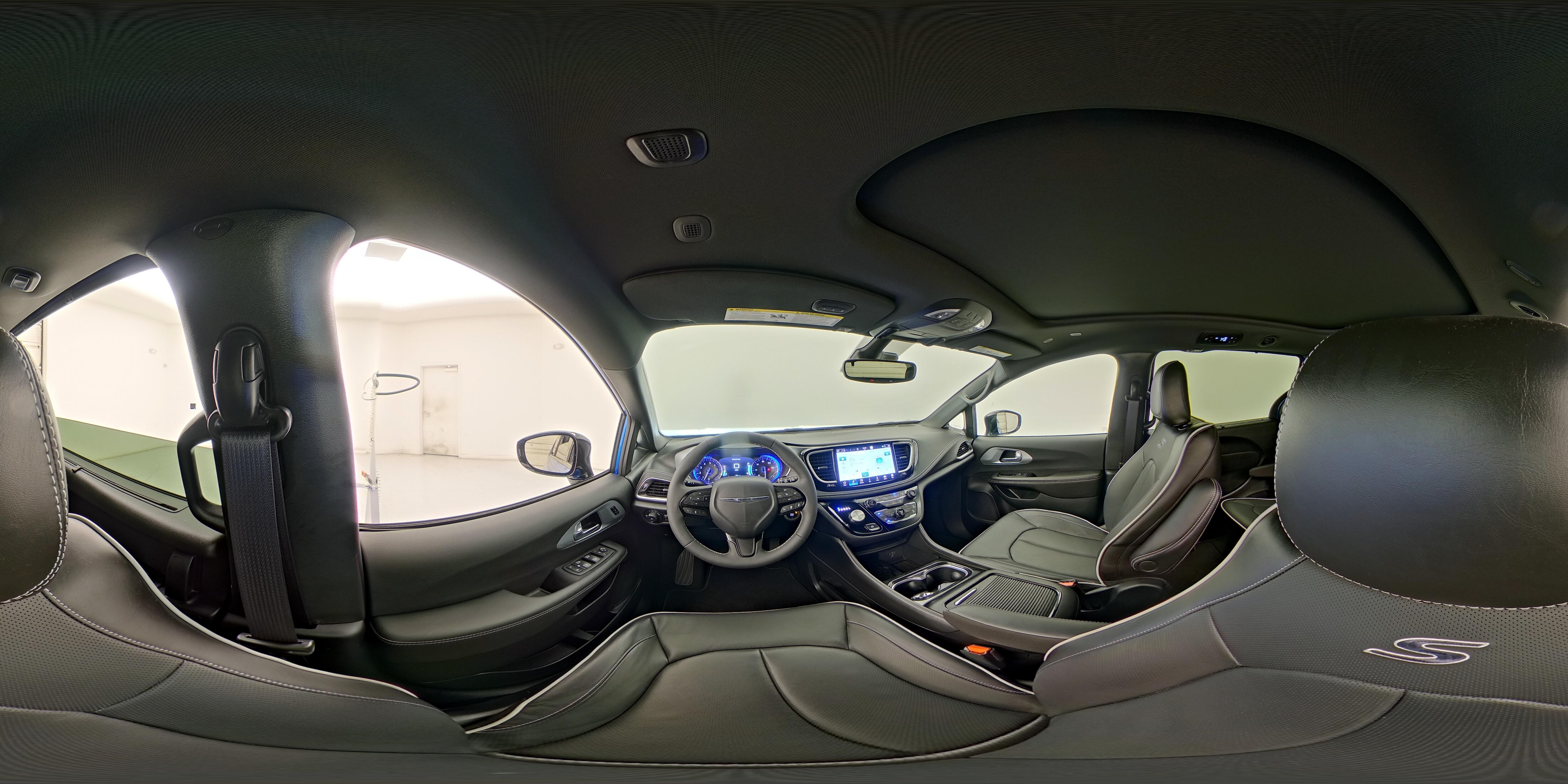 2026 Chrysler Pacifica Limited - Photo 30