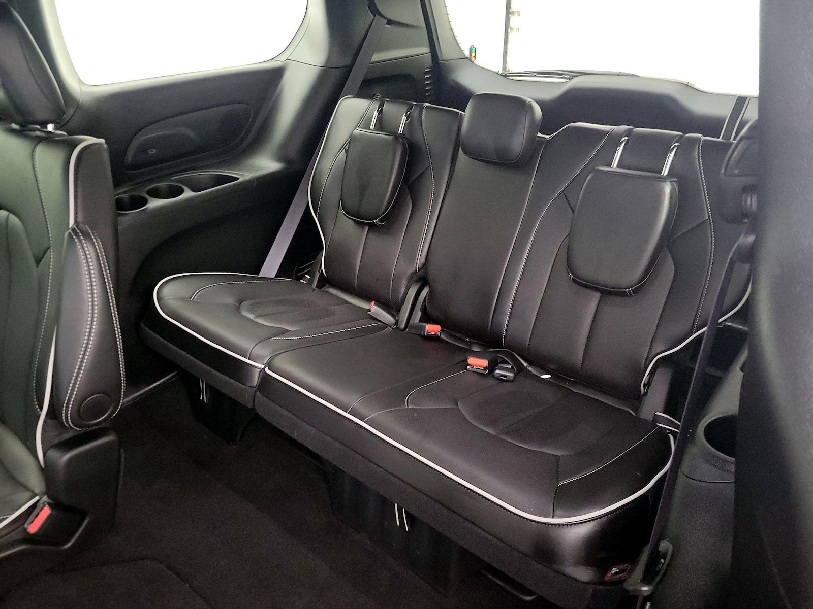 2026 Chrysler Pacifica Limited - Photo 23