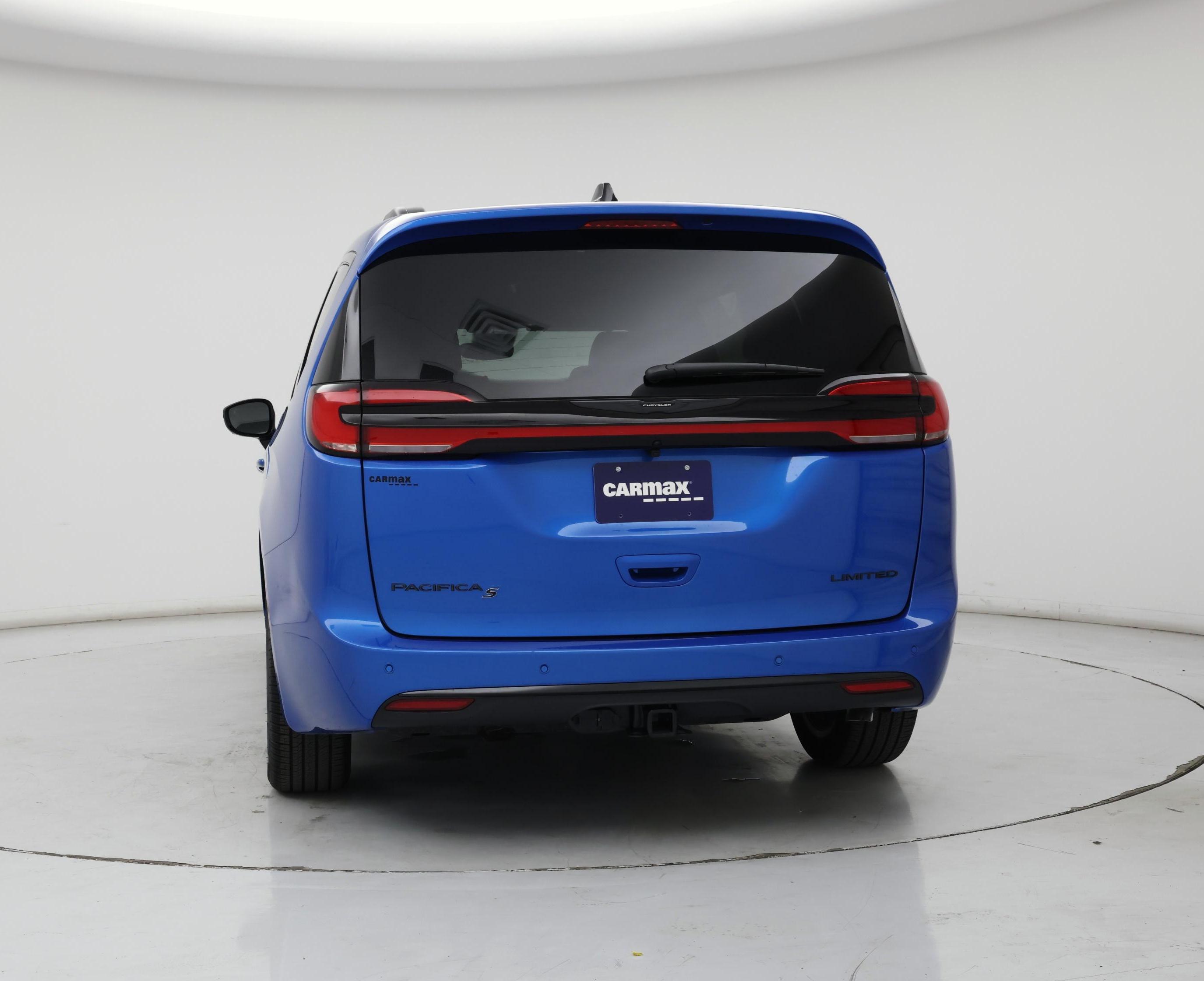 Thumbnail: 2026 Chrysler Pacifica - 6