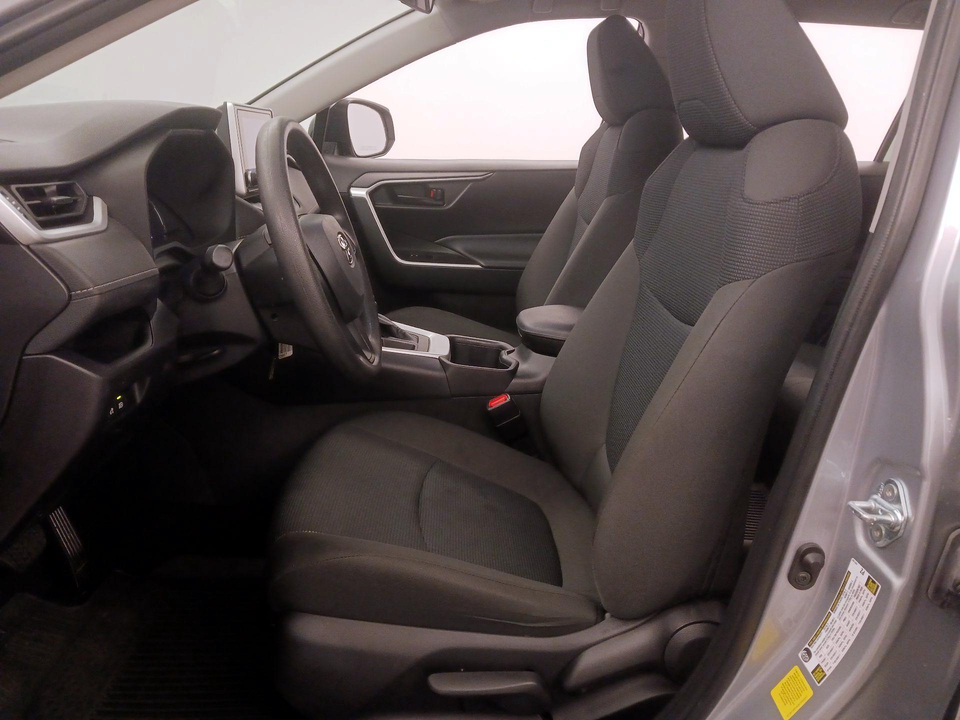 Thumbnail: 2025 Toyota RAV4 - 11