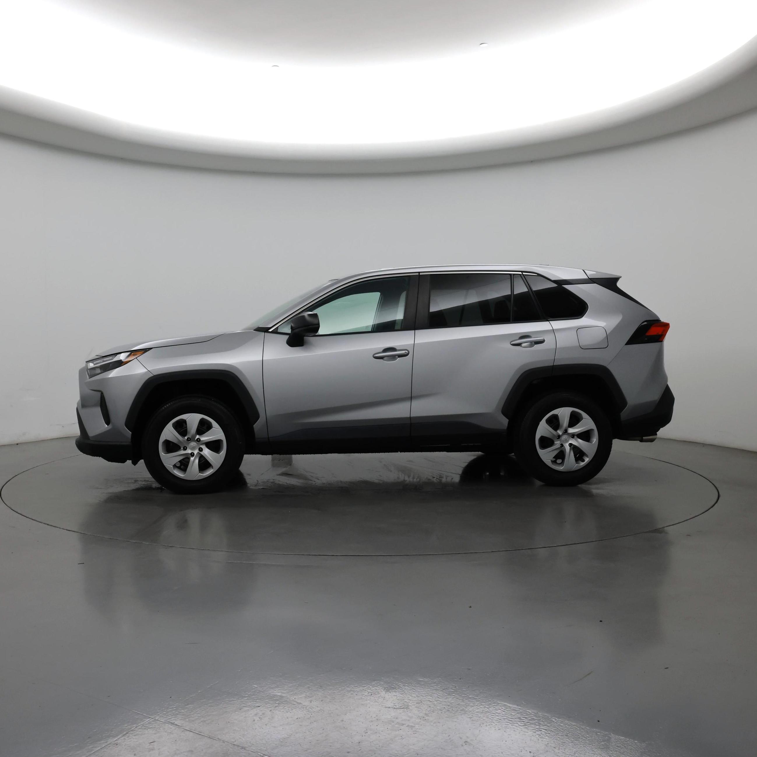 Thumbnail: 2025 Toyota RAV4 - 3