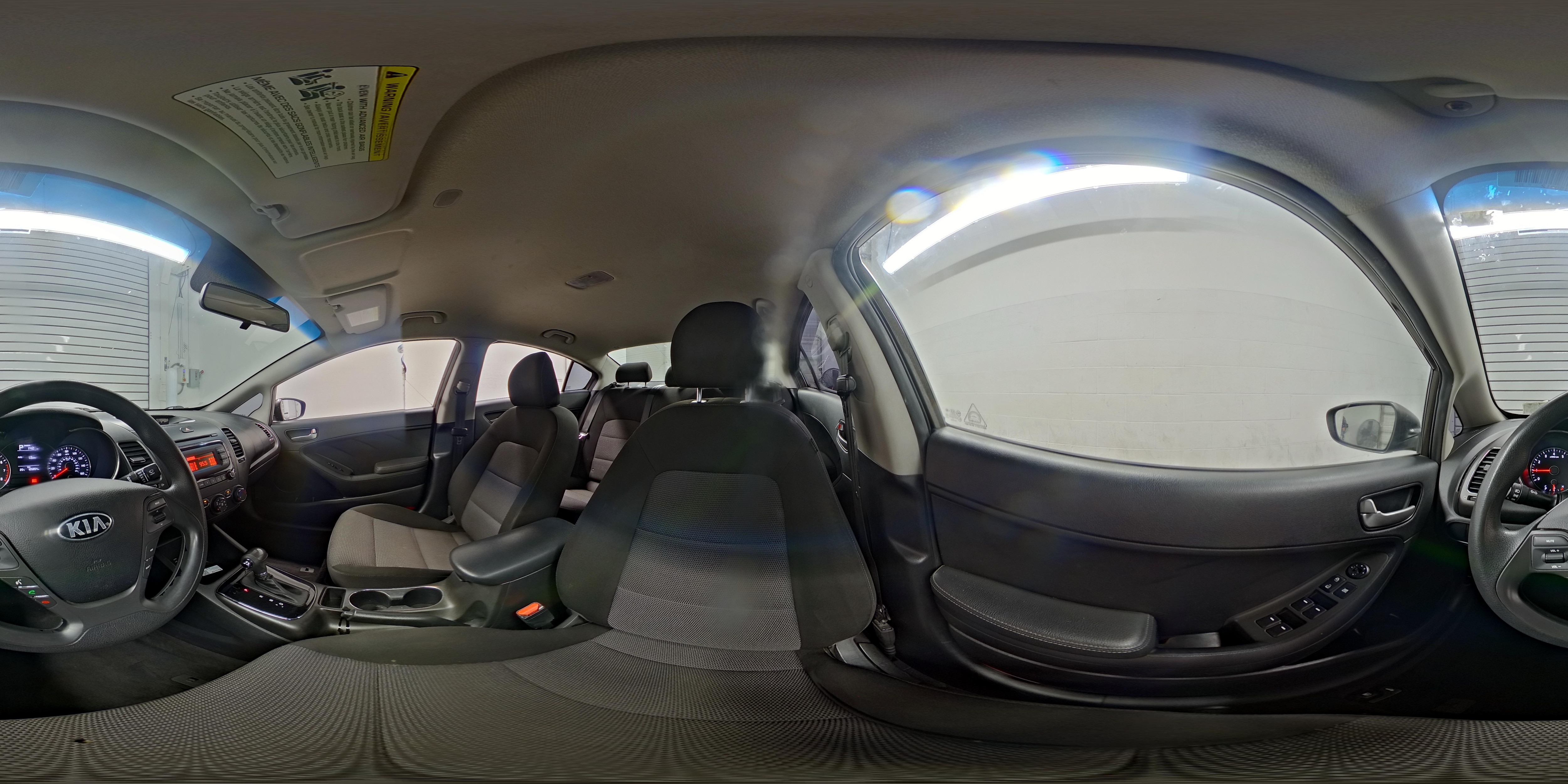 2017 Kia Forte LX - Photo 22