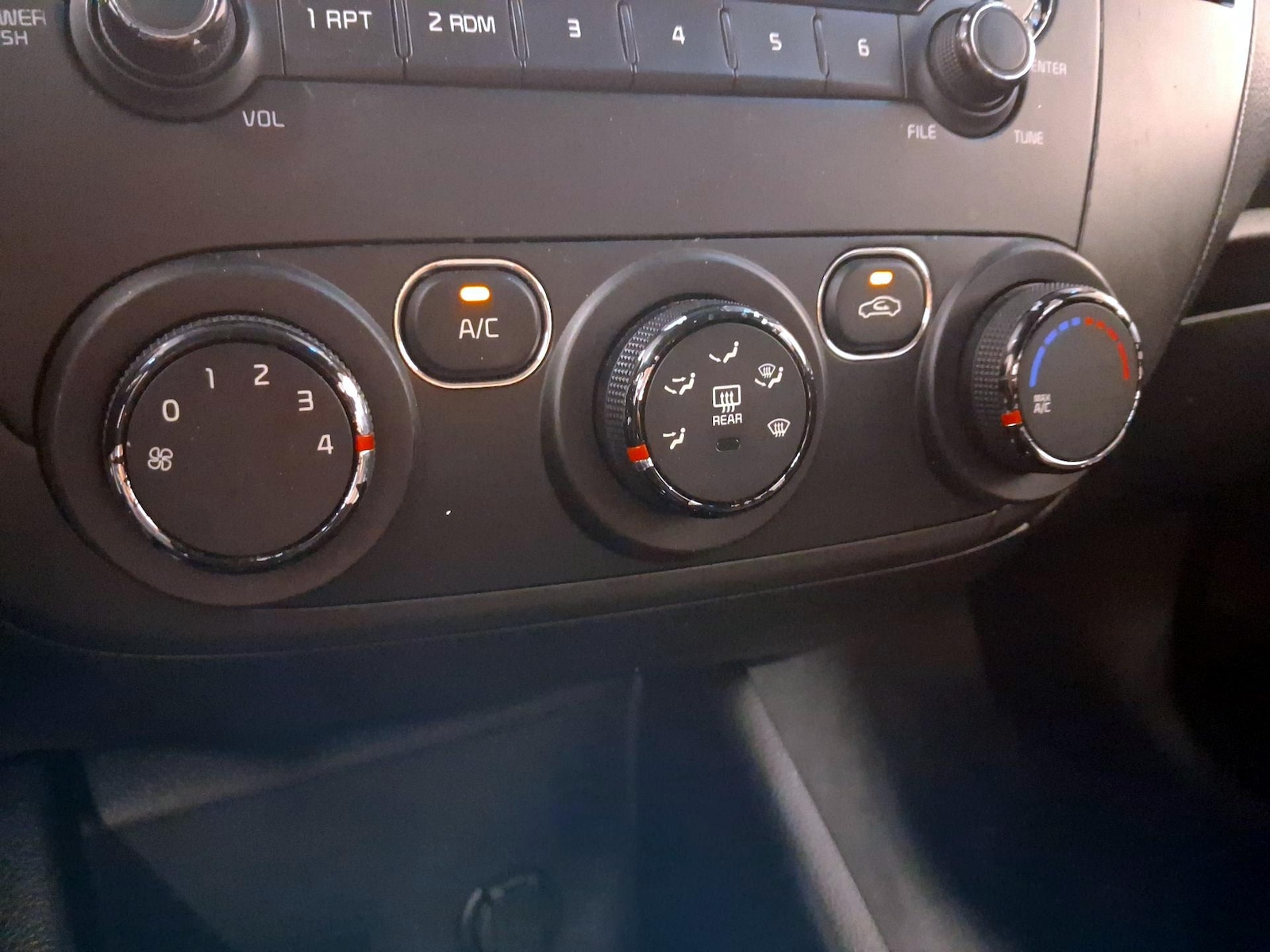 2017 Kia Forte LX - Photo 15