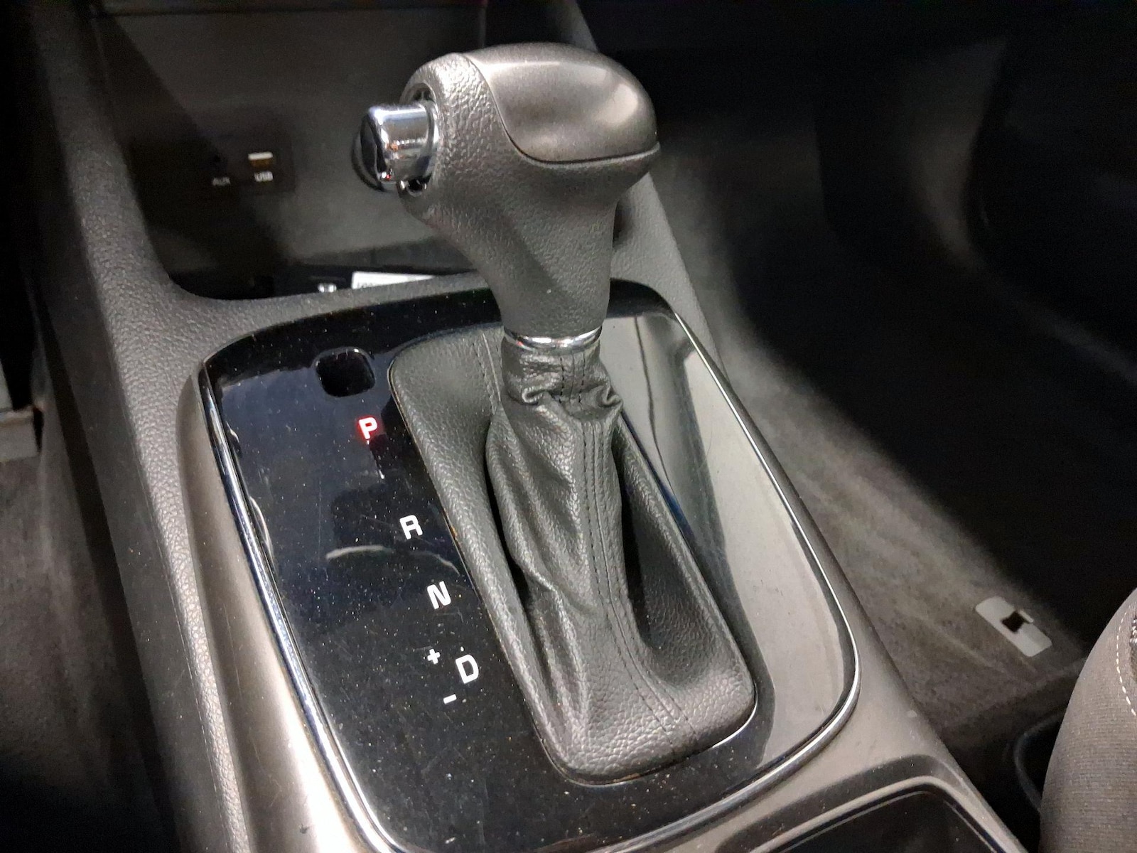 2017 Kia Forte LX - Photo 16