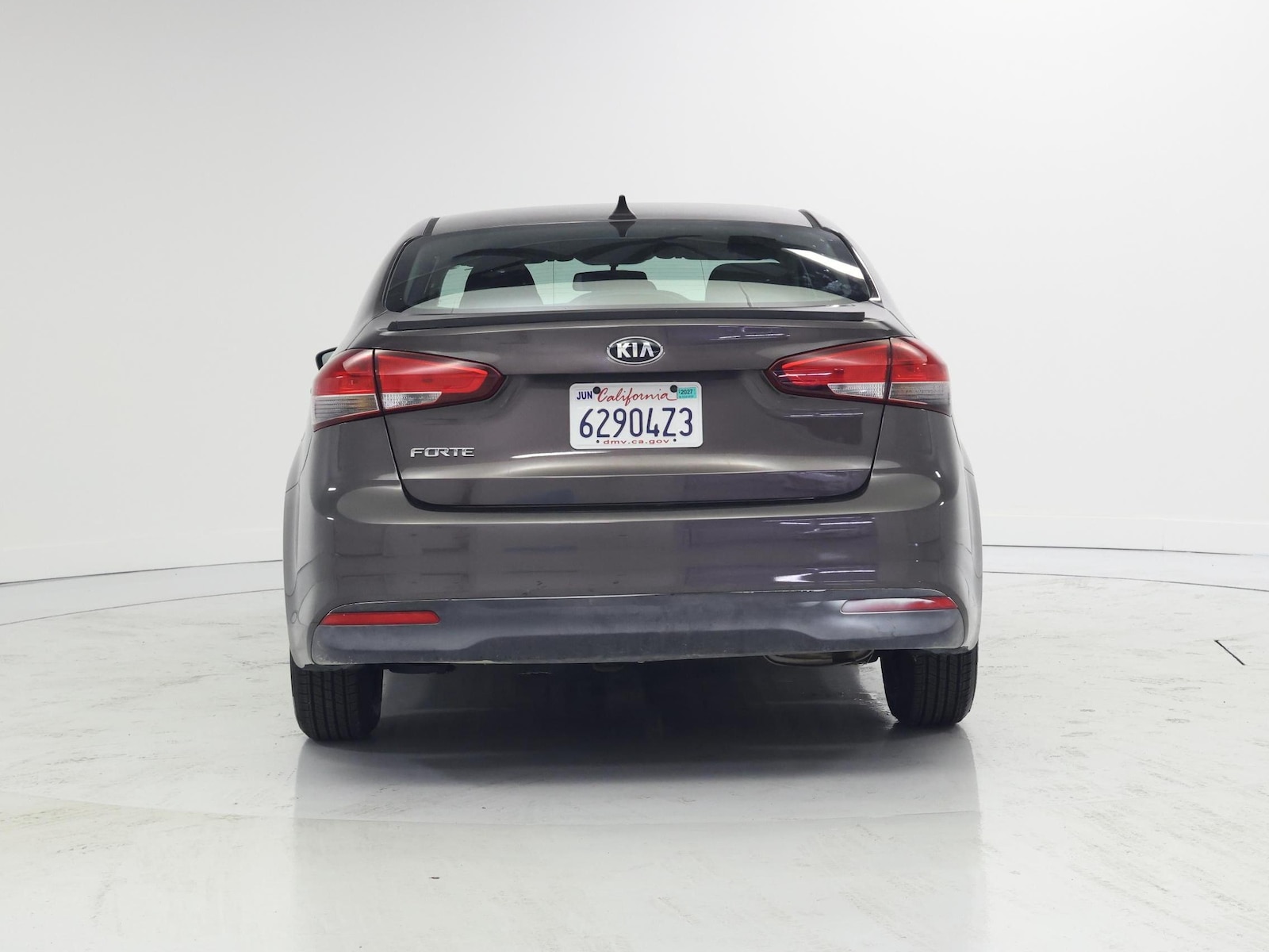 2017 Kia Forte LX - Photo 7