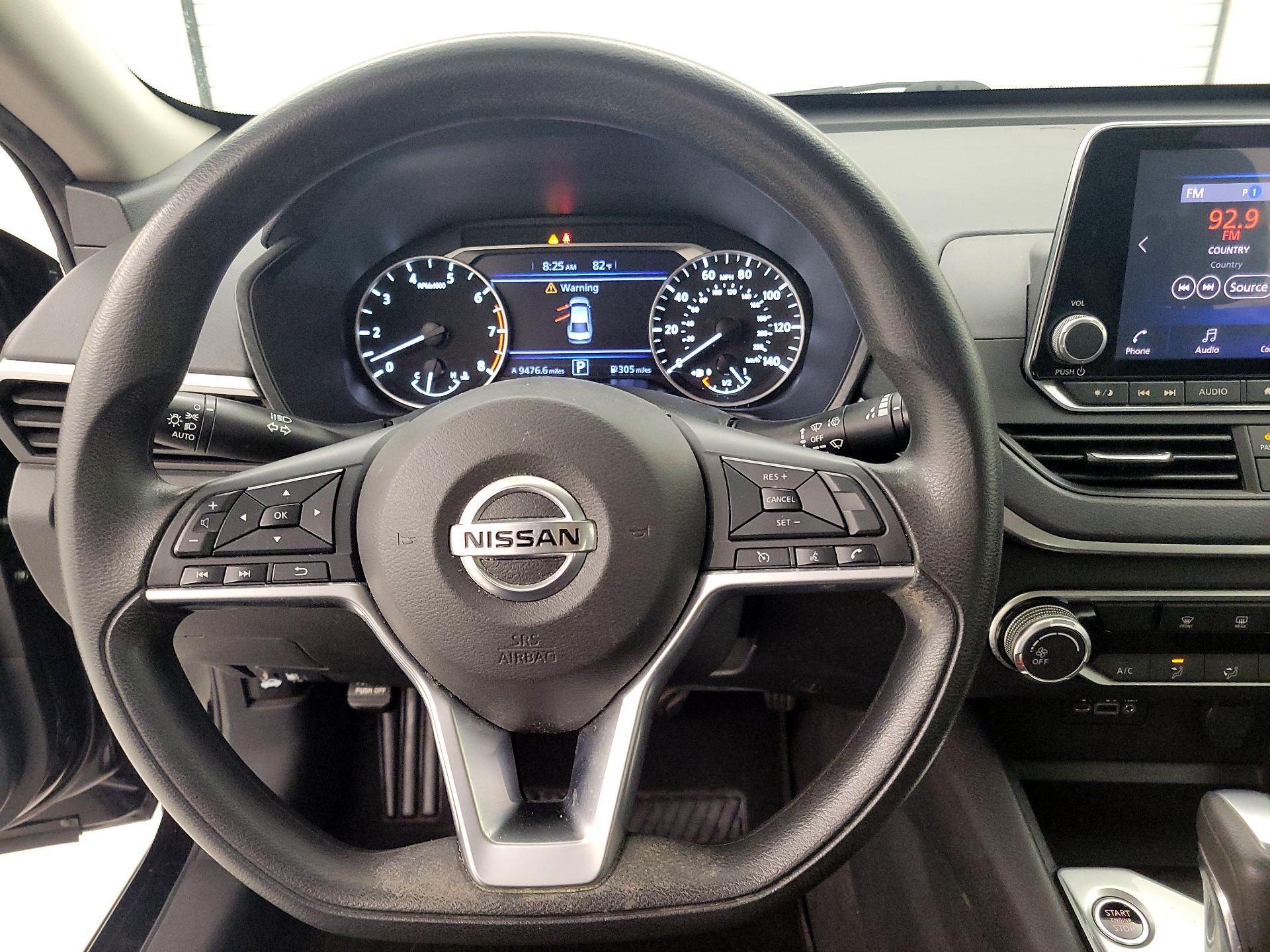 Thumbnail: 2020 Nissan Altima - 10