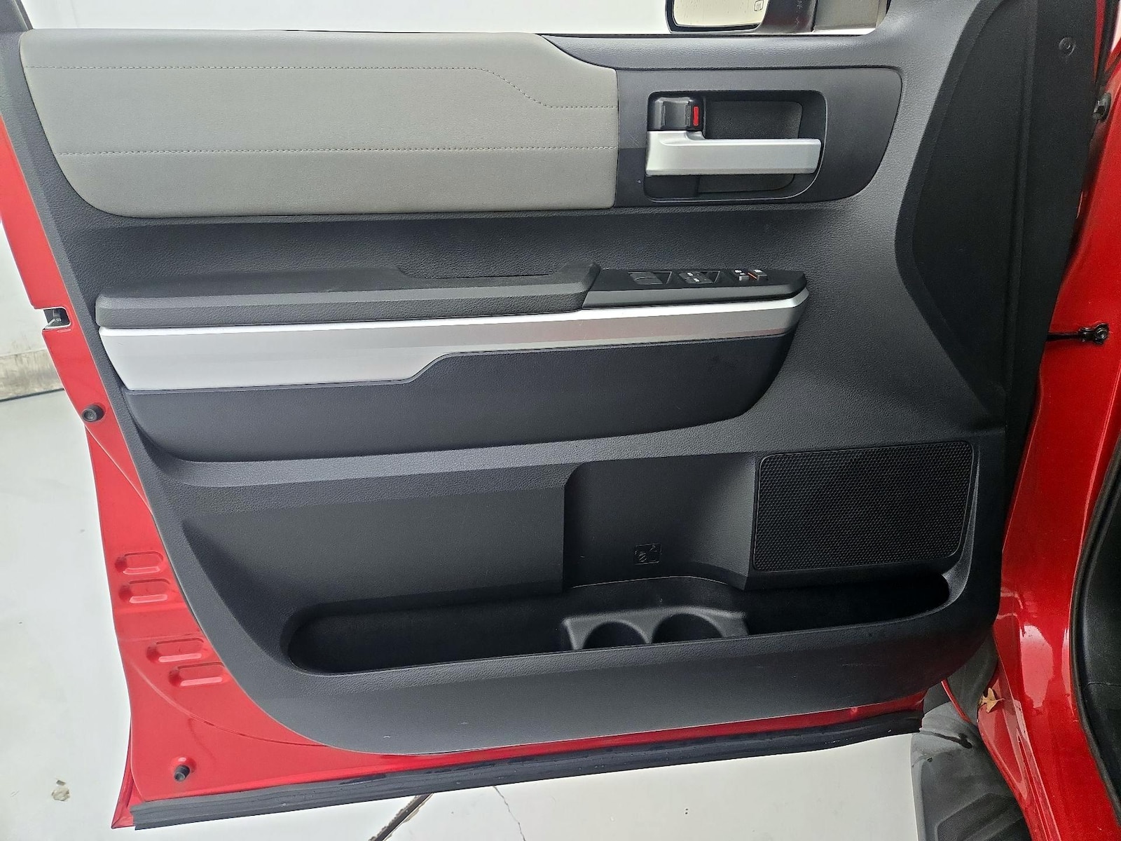 2015 Toyota Tundra Limited - Photo 13
