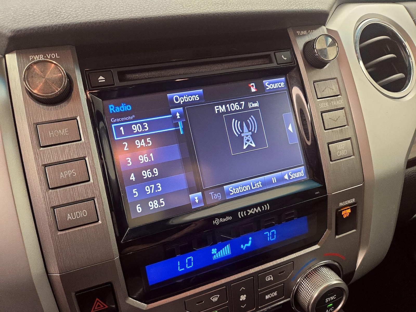 2015 Toyota Tundra Limited - Photo 16