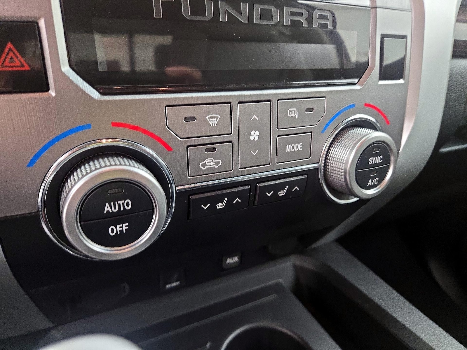 2015 Toyota Tundra Limited - Photo 17