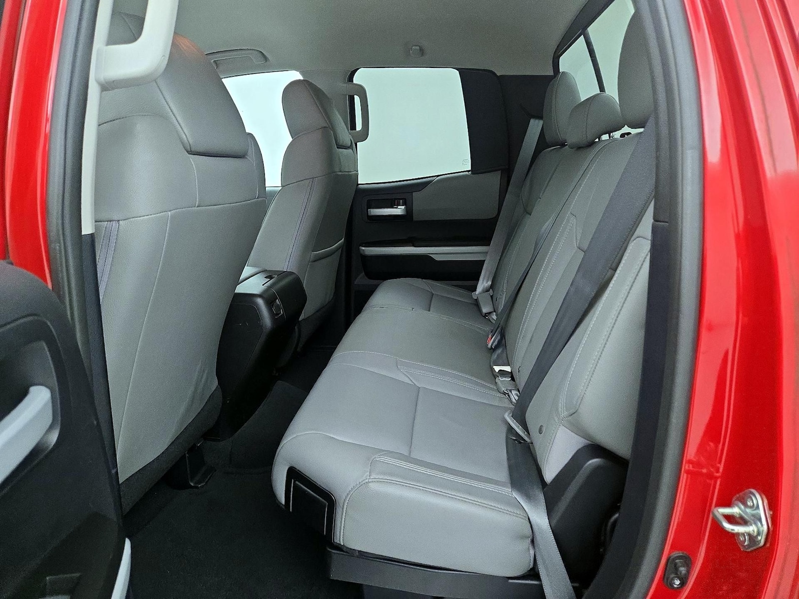 2015 Toyota Tundra Limited - Photo 19