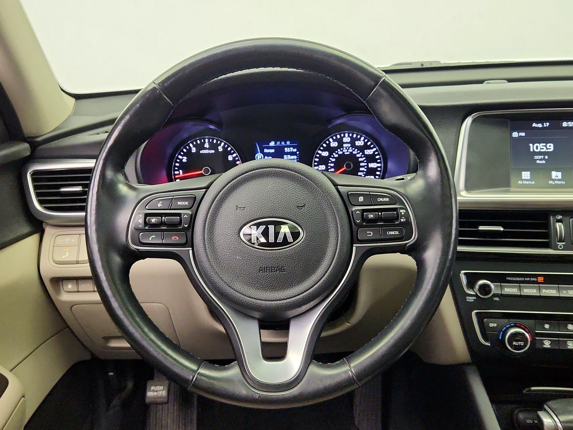 Thumbnail: 2018 Kia Optima - 10