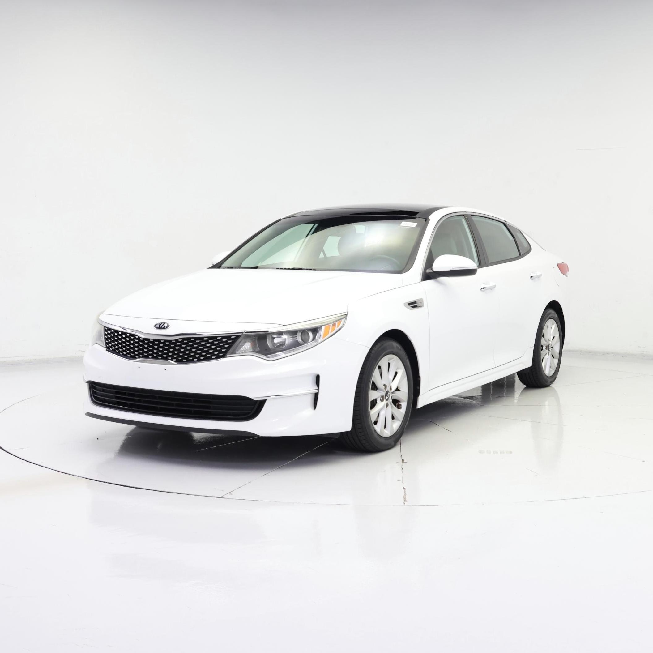 Thumbnail: 2018 Kia Optima - 4