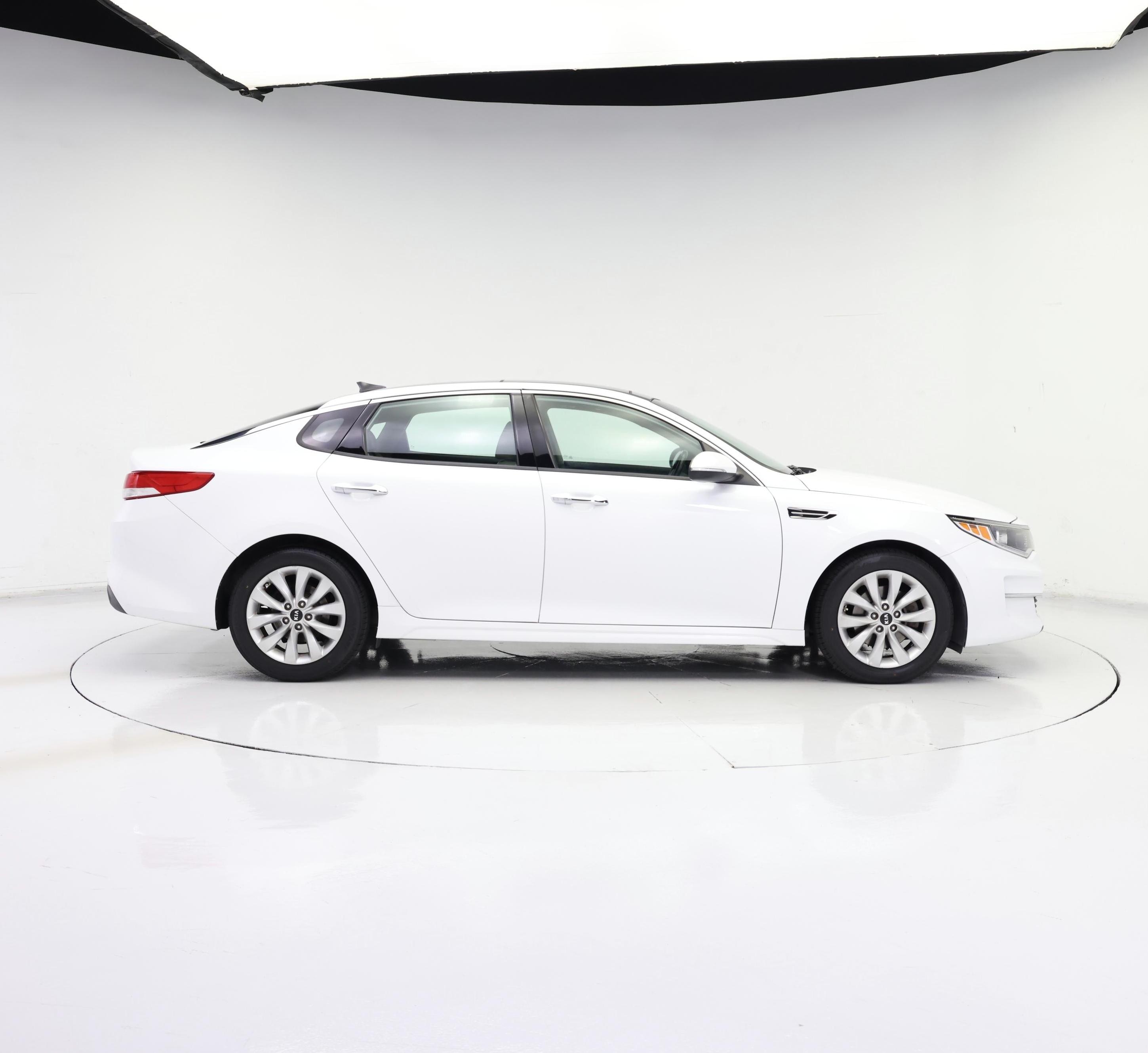 Thumbnail: 2018 Kia Optima - 7