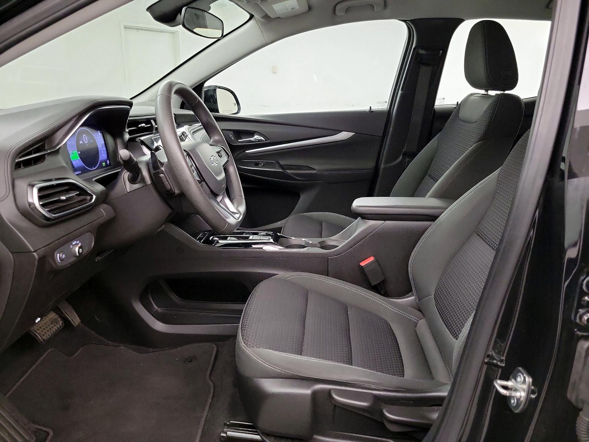 Thumbnail: 2023 Chevrolet Bolt EUV - 9