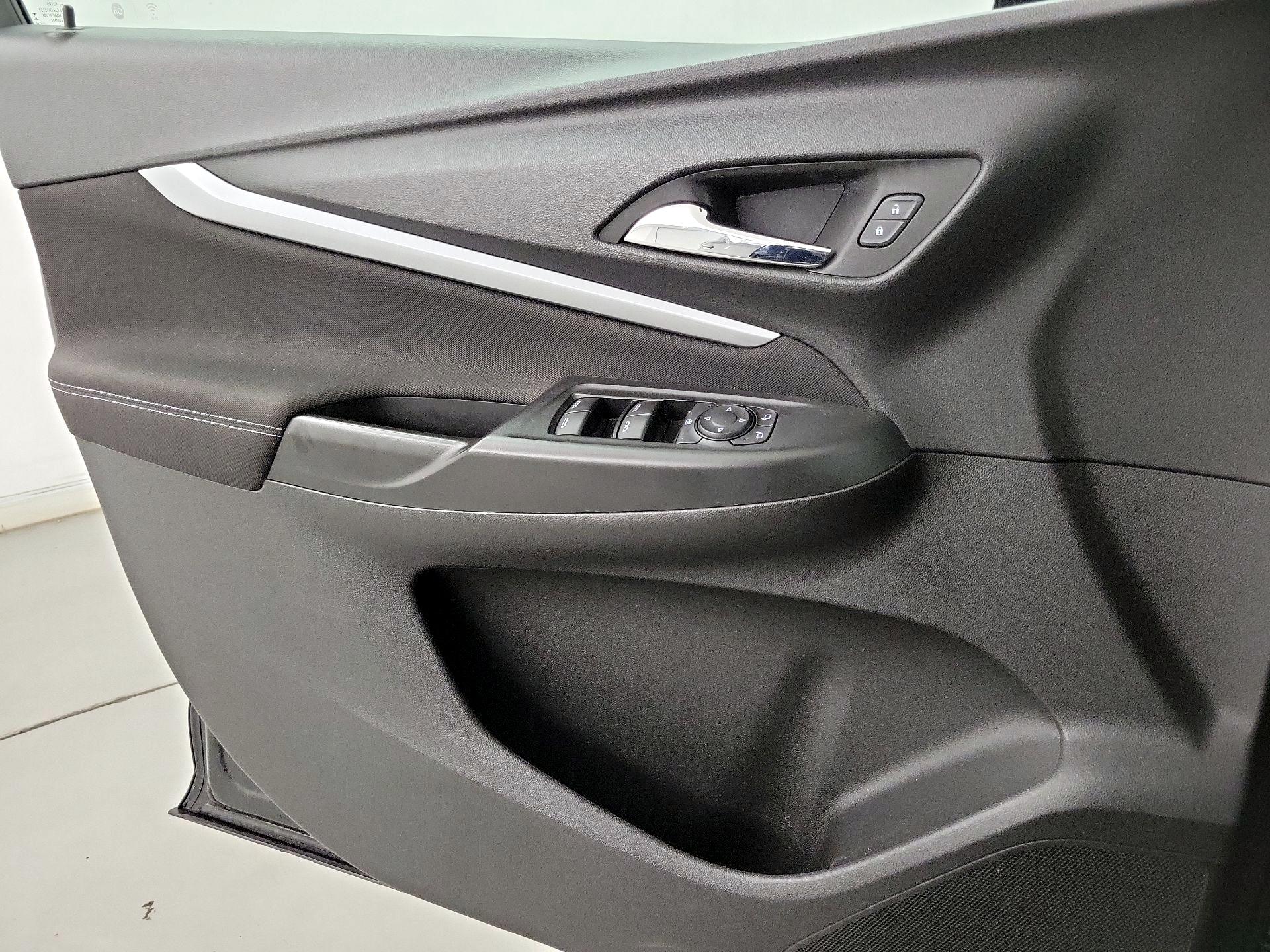 Thumbnail: 2023 Chevrolet Bolt EUV - 10