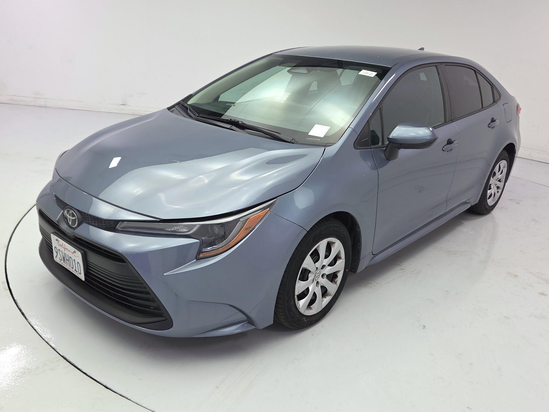 Thumbnail: 2023 Toyota Corolla - 3