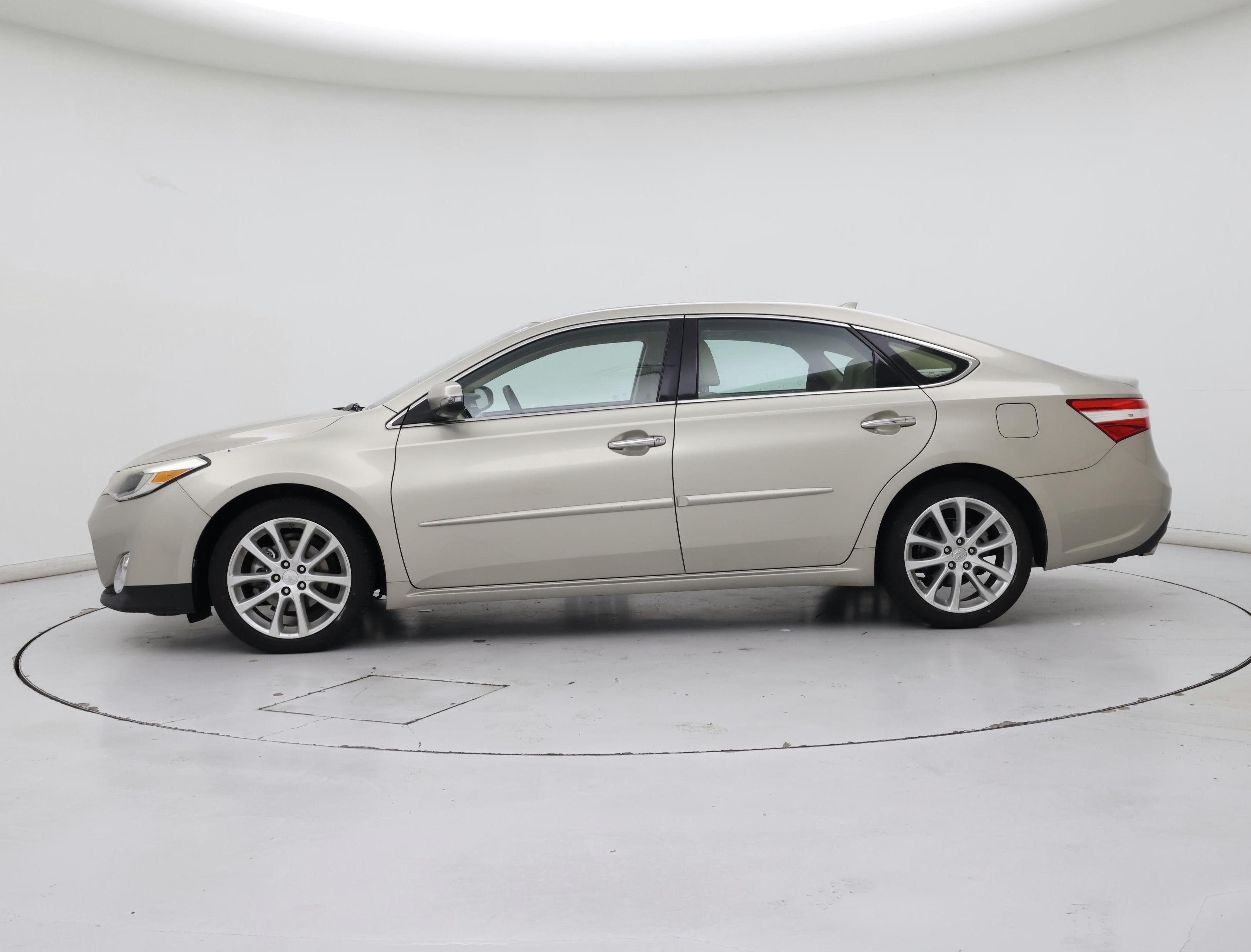 Thumbnail: 2014 Toyota Avalon - 3