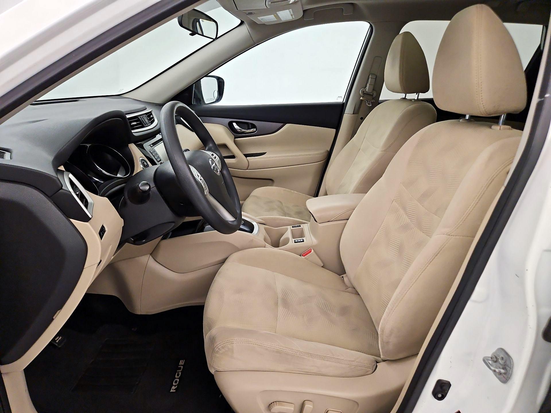 Thumbnail: 2016 Nissan Rogue - 9