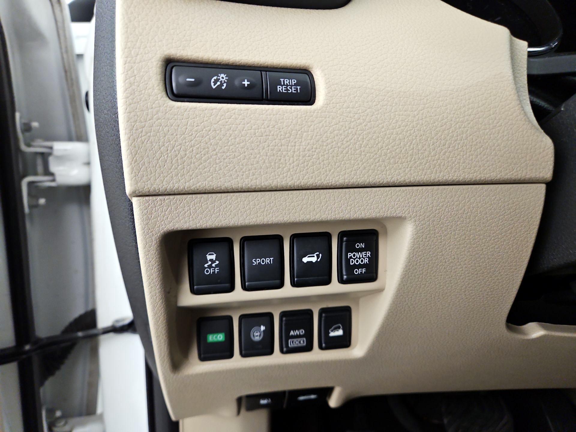 Thumbnail: 2016 Nissan Rogue - 11