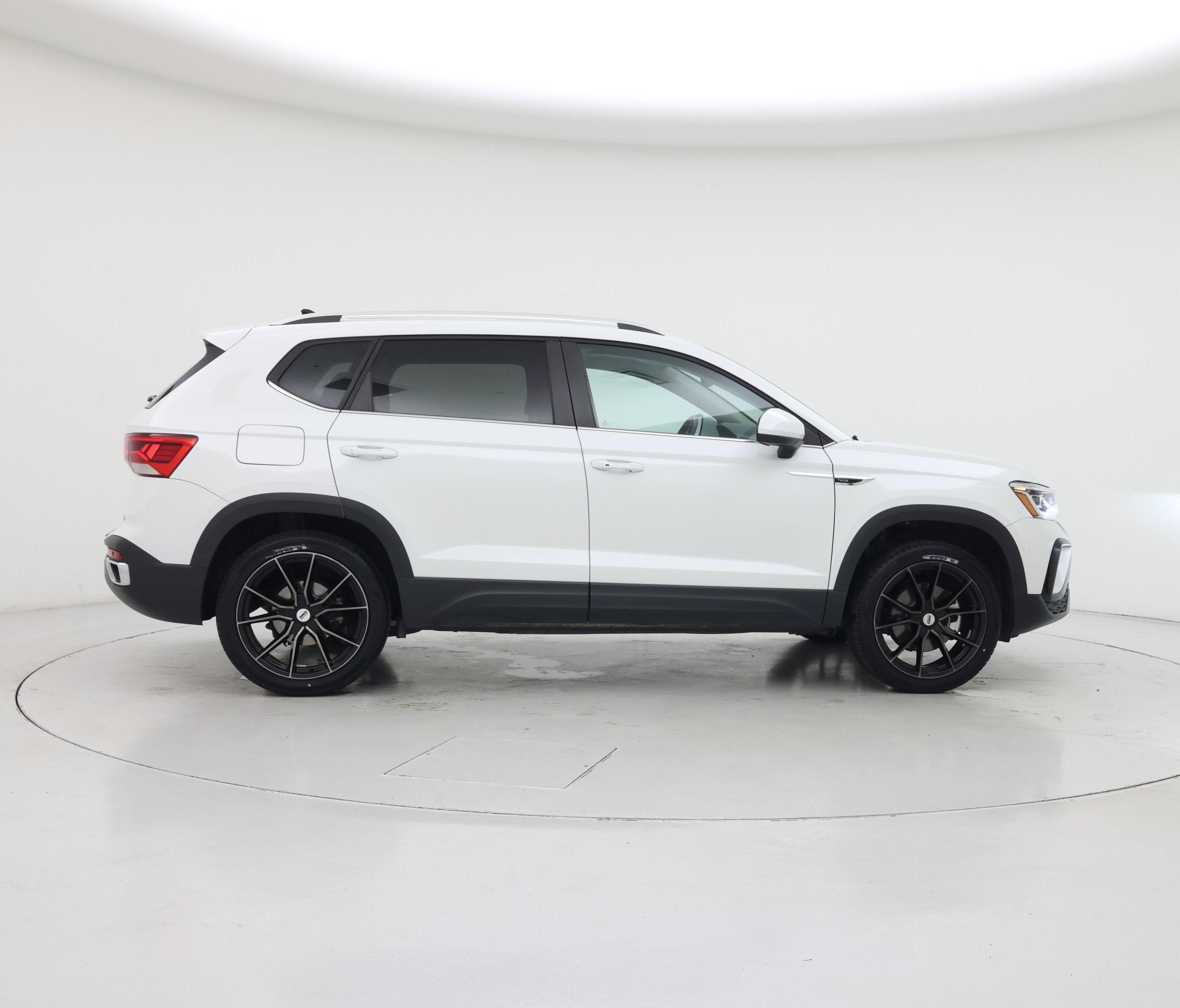 Thumbnail: 2024 Volkswagen Taos - 7