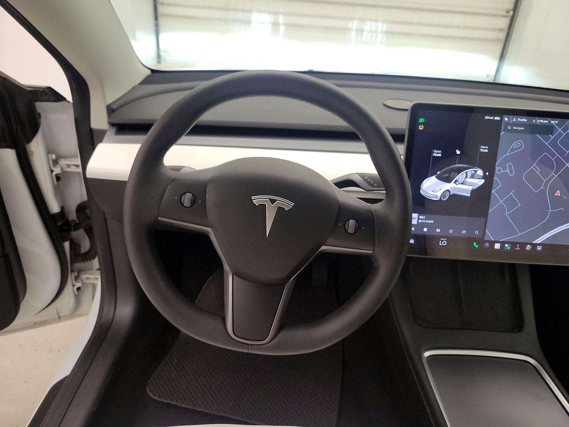 Thumbnail: 2022 Tesla Model 3 - 10