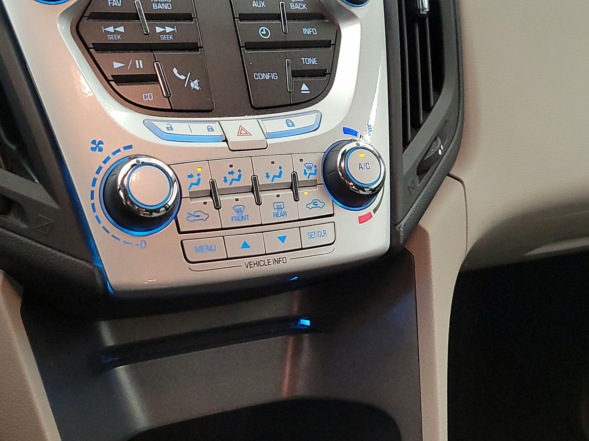 Thumbnail: 2014 Chevrolet Equinox - 14