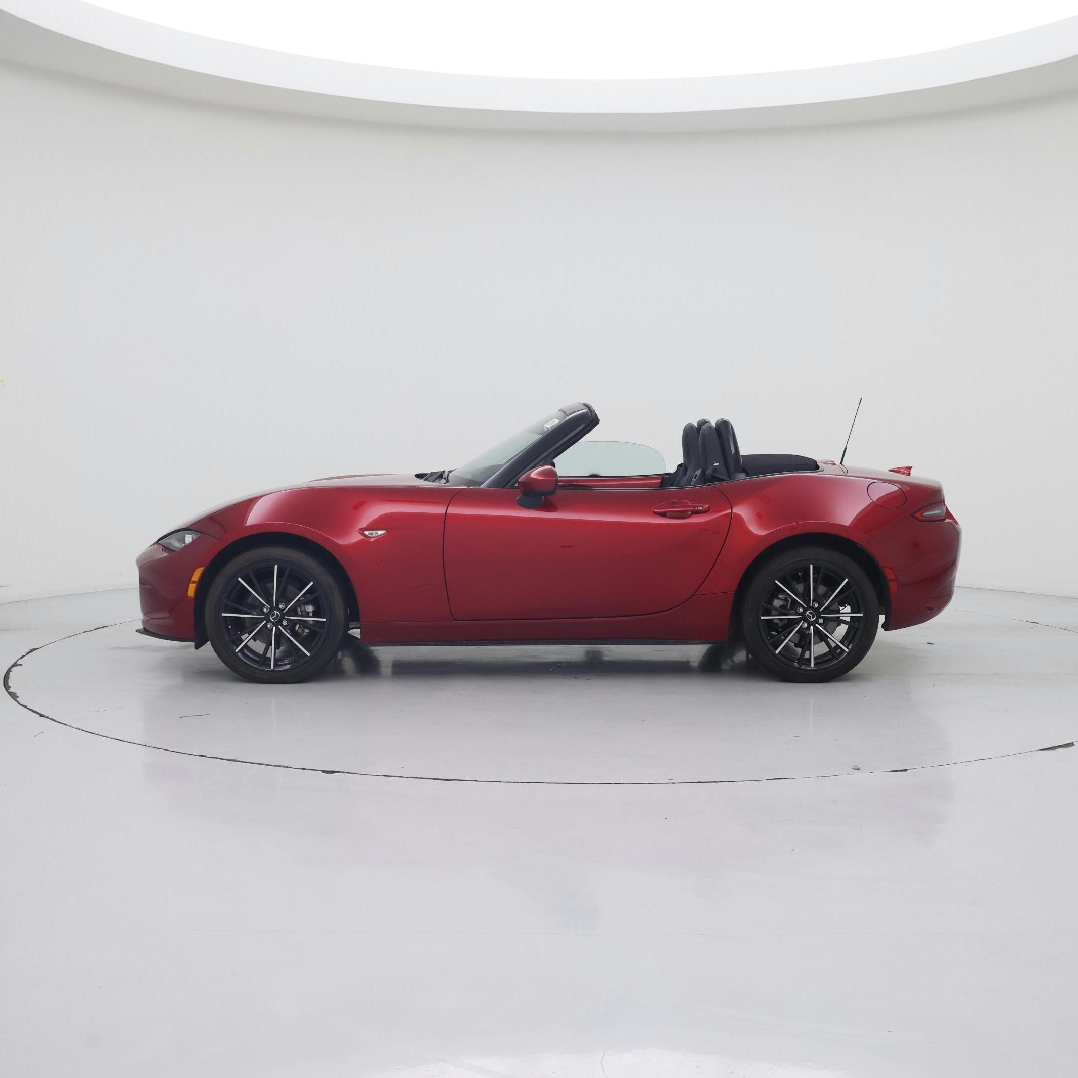 Thumbnail: 2024 Mazda MX-5 Miata - 3