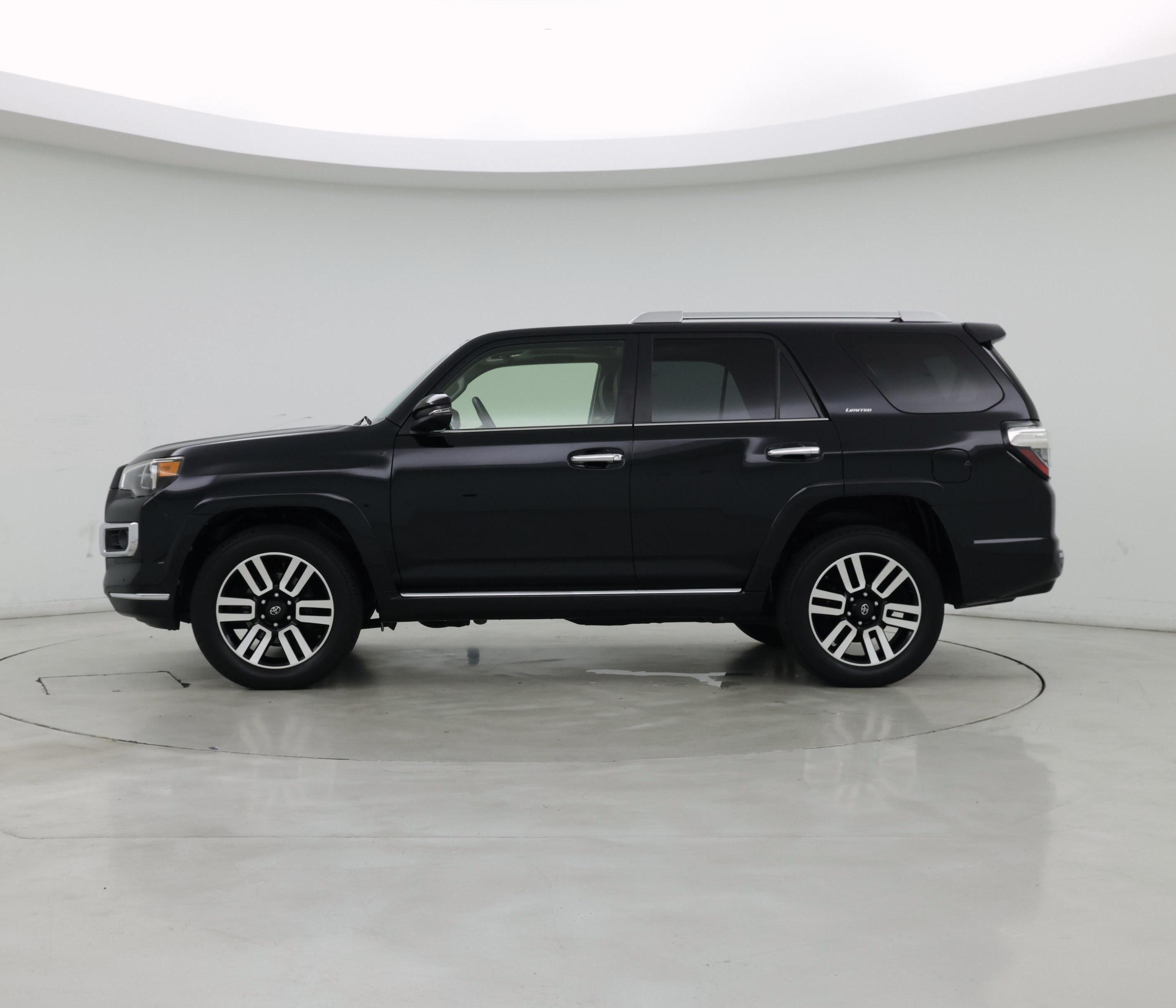 Thumbnail: 2021 Toyota 4Runner - 3