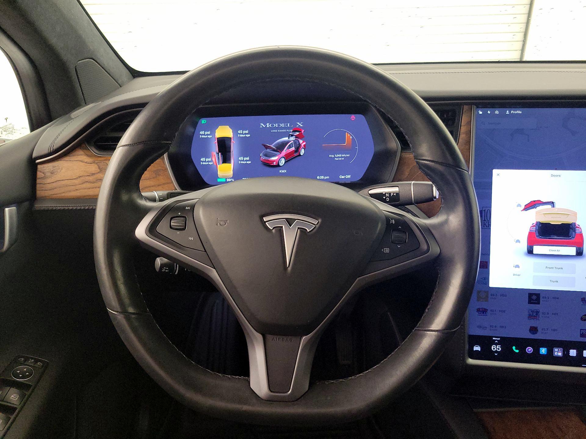 Thumbnail: 2020 Tesla Model X - 10