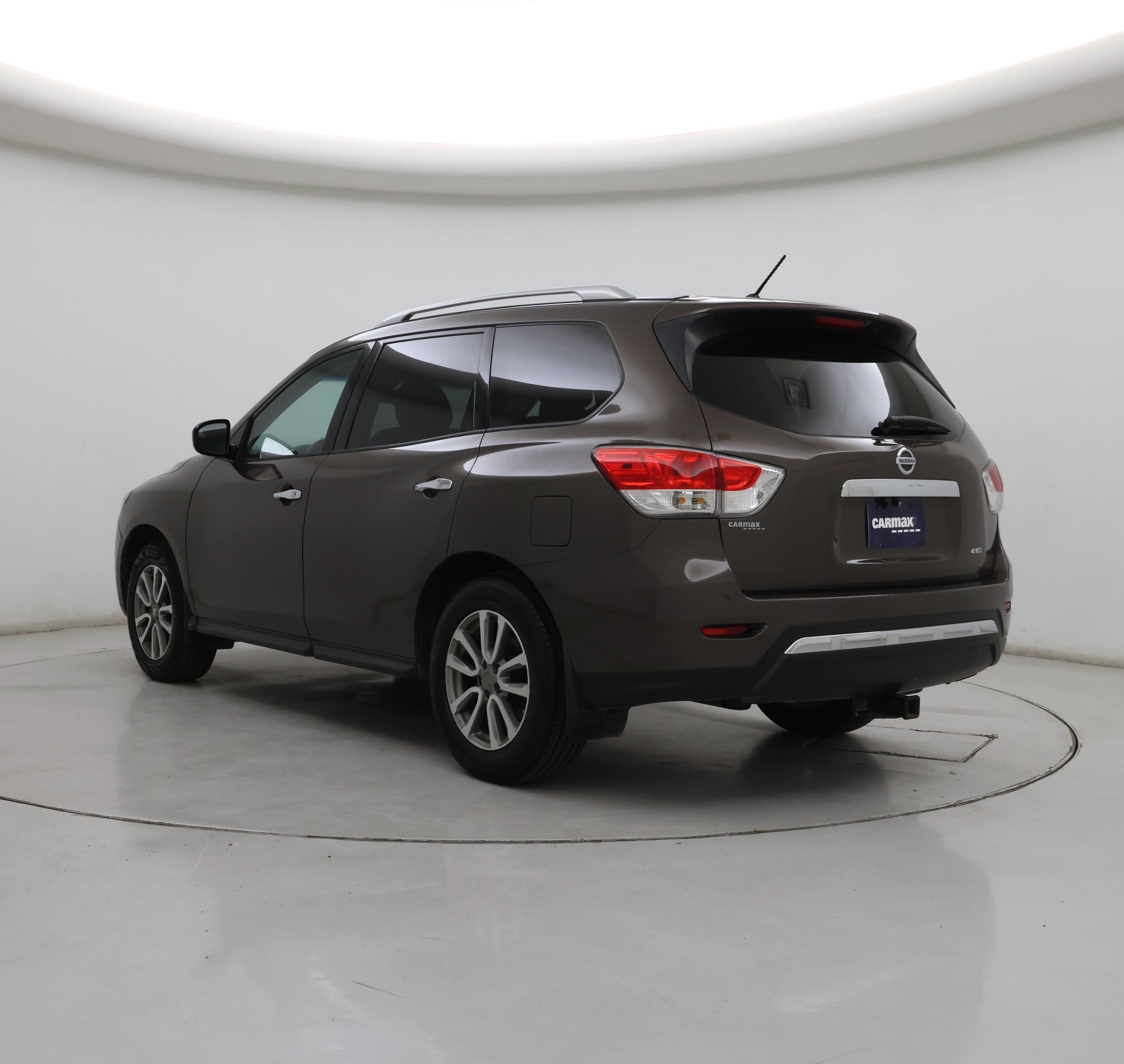 Thumbnail: 2016 Nissan Pathfinder - 2