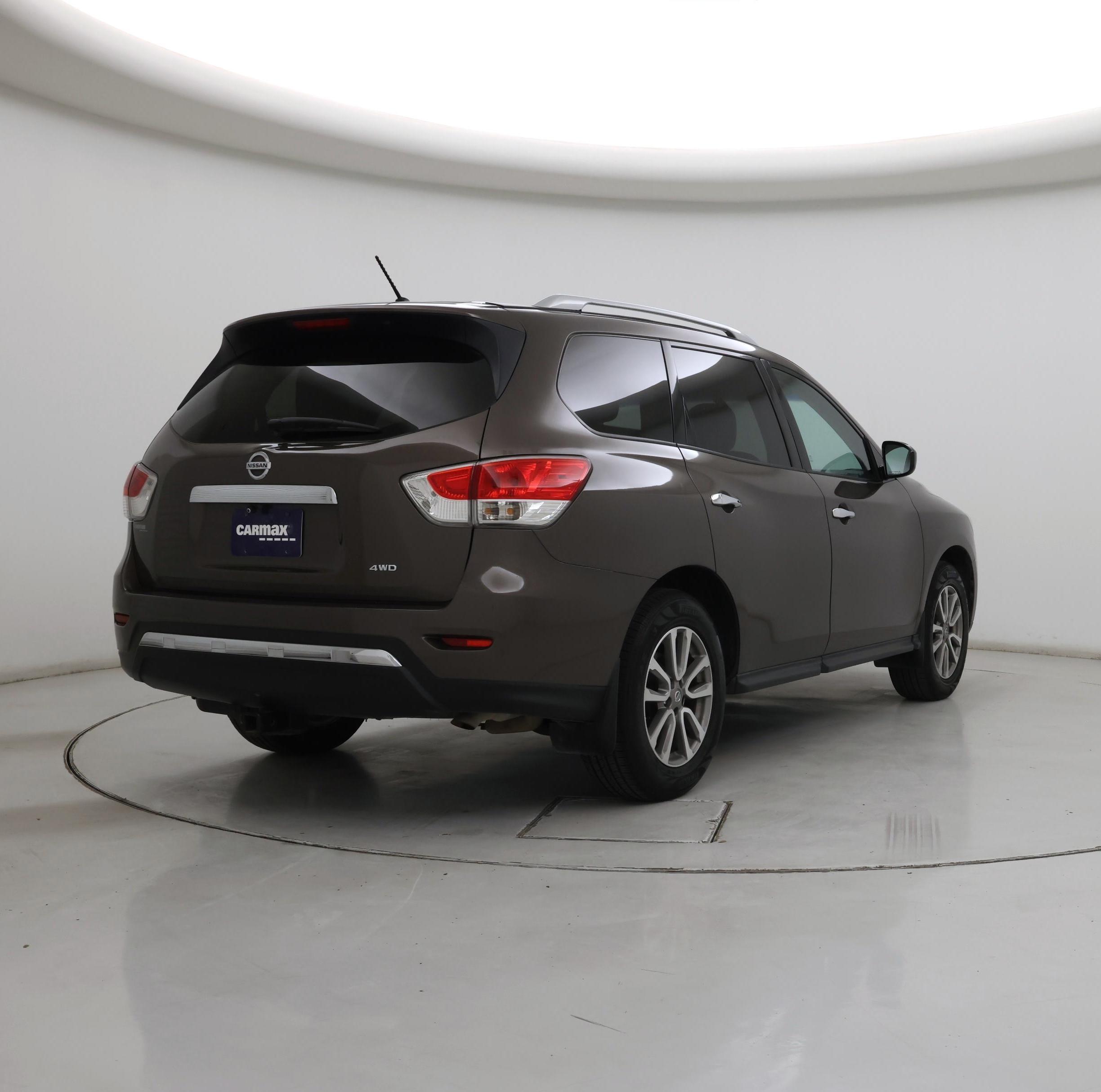 Thumbnail: 2016 Nissan Pathfinder - 8