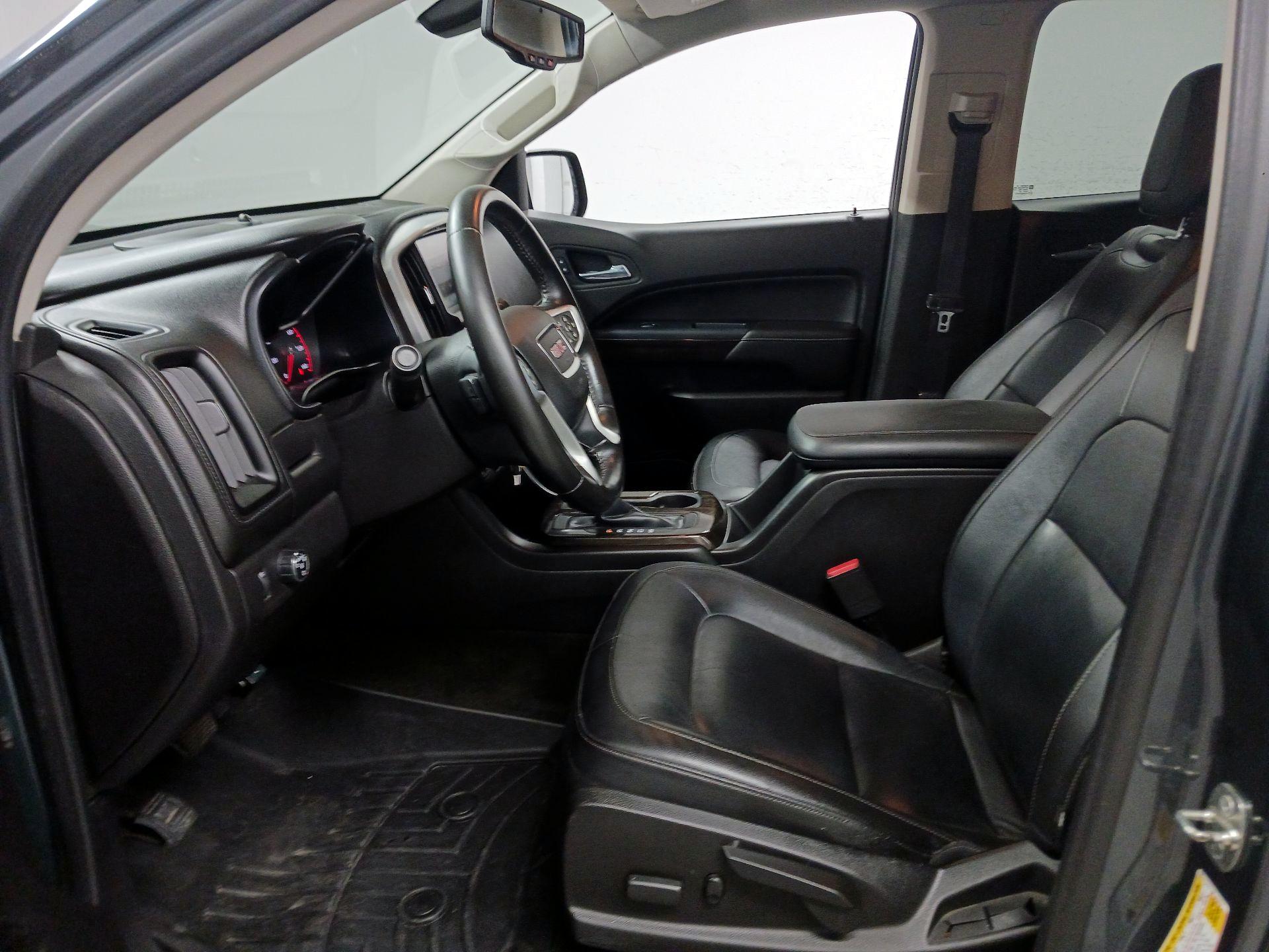 Thumbnail: 2015 GMC Canyon - 9