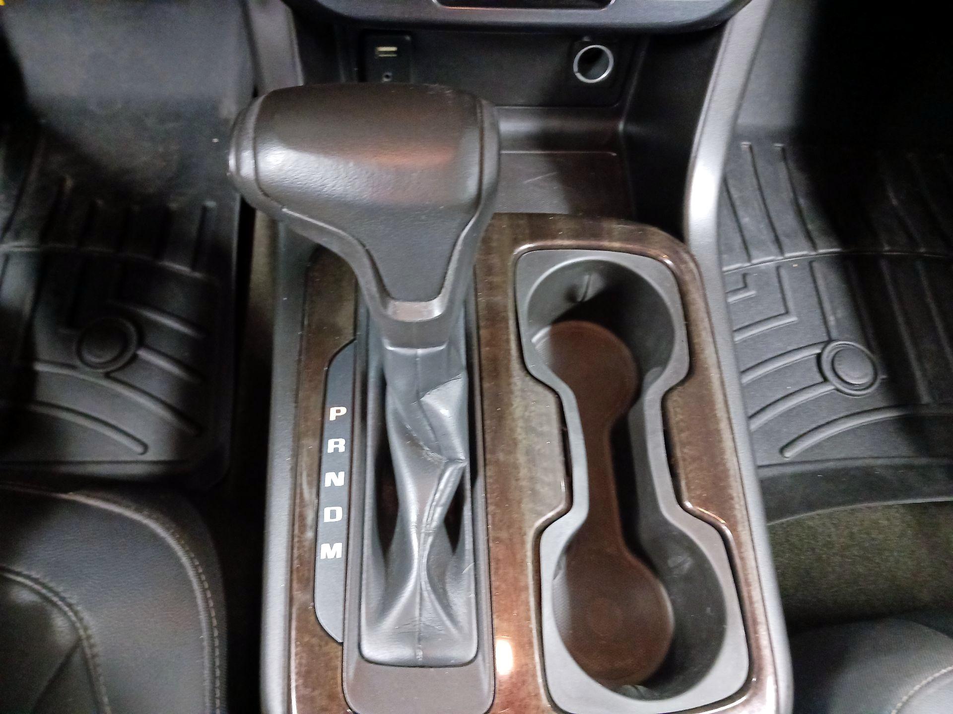 Thumbnail: 2015 GMC Canyon - 13