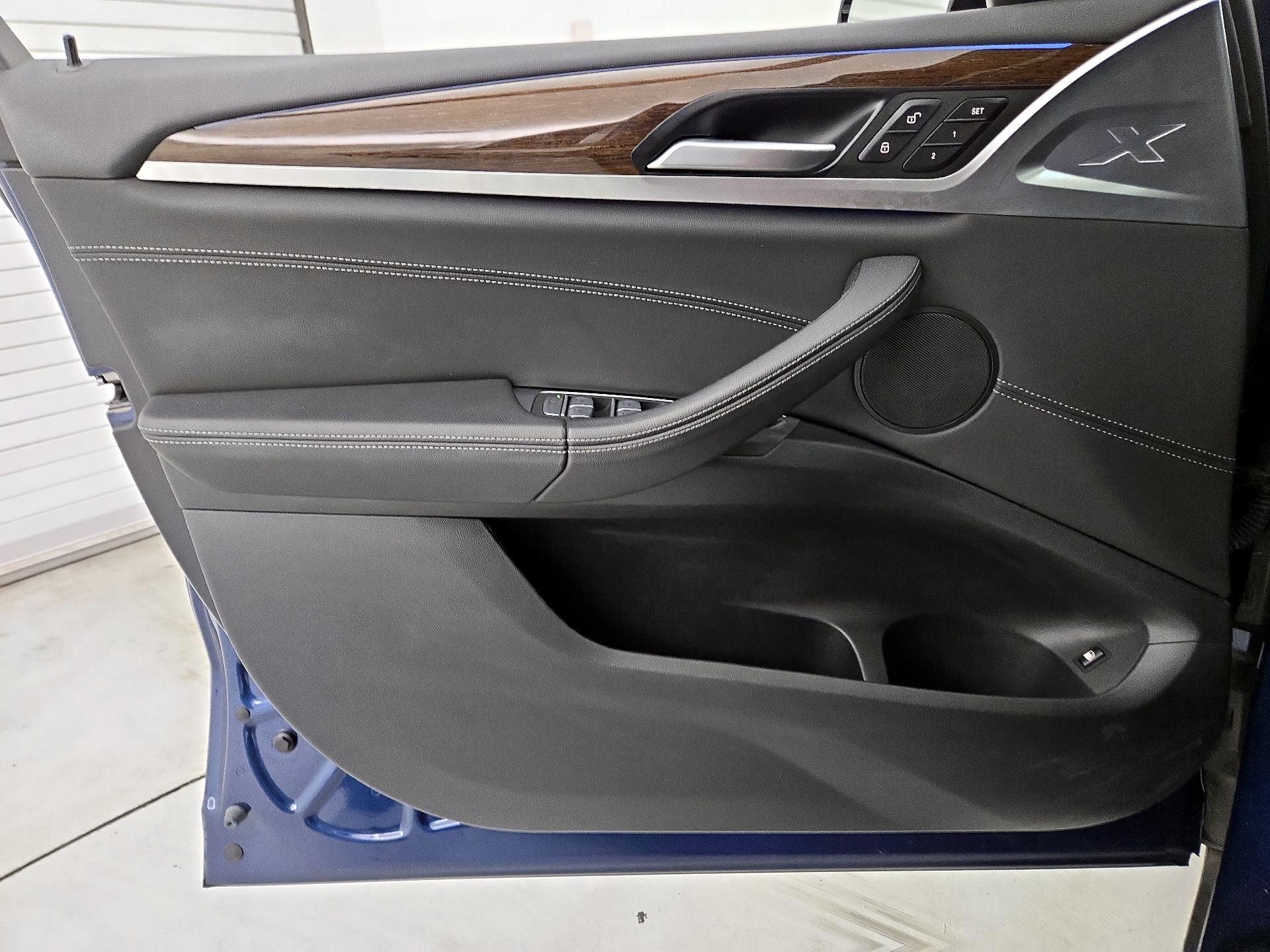 Thumbnail: 2021 BMW X3 - 12