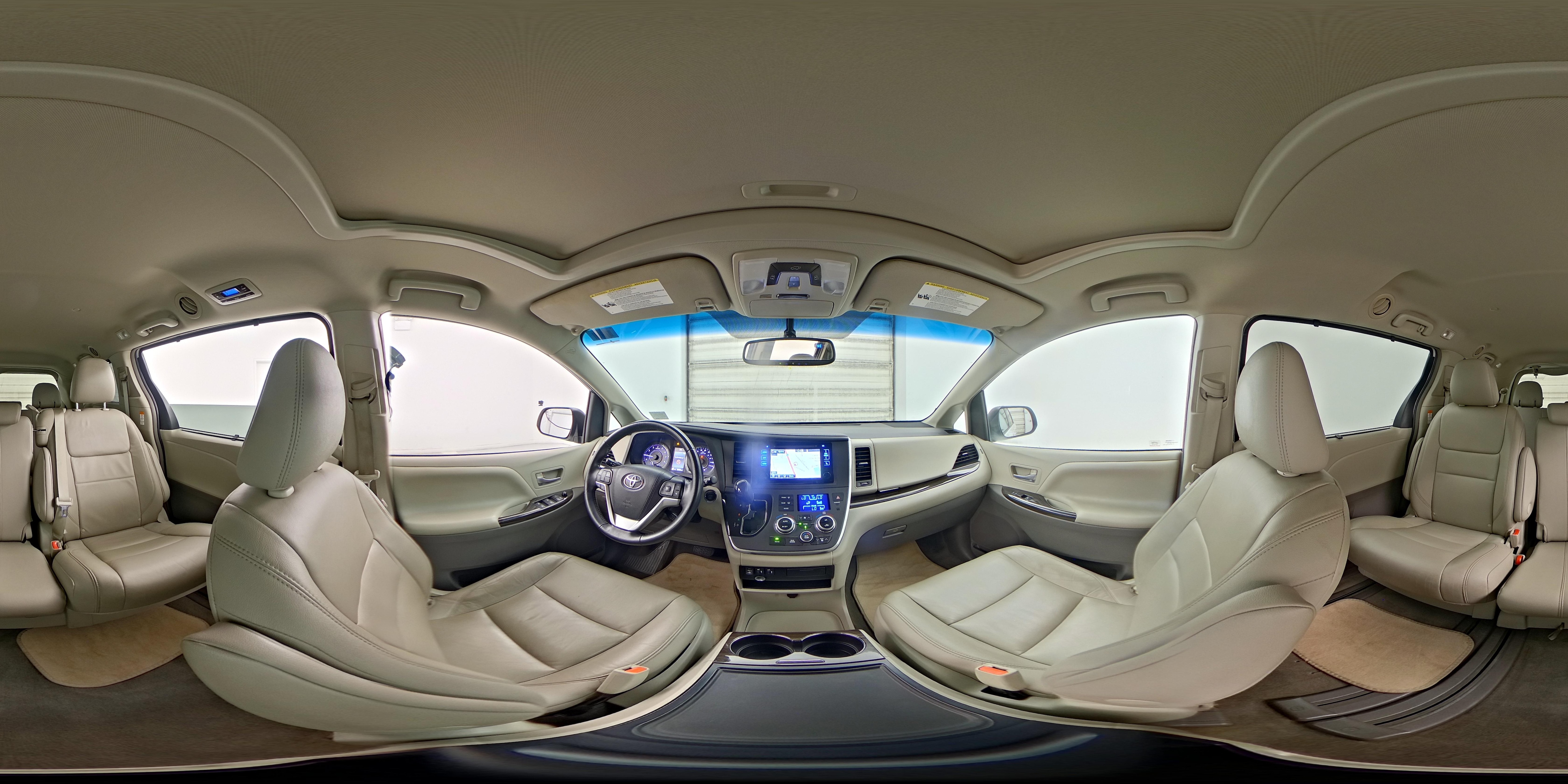 2015 Toyota Sienna XLE Premium - Photo 28