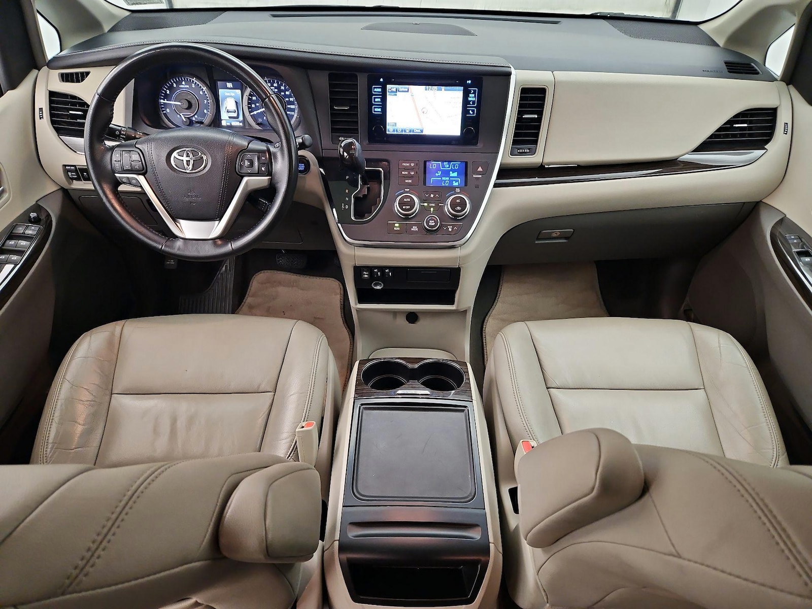 2015 Toyota Sienna XLE Premium - Photo 10