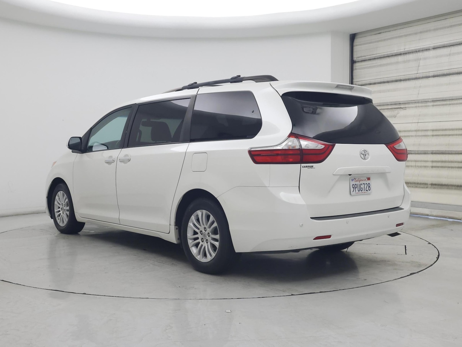 2015 Toyota Sienna XLE Premium - Photo 3