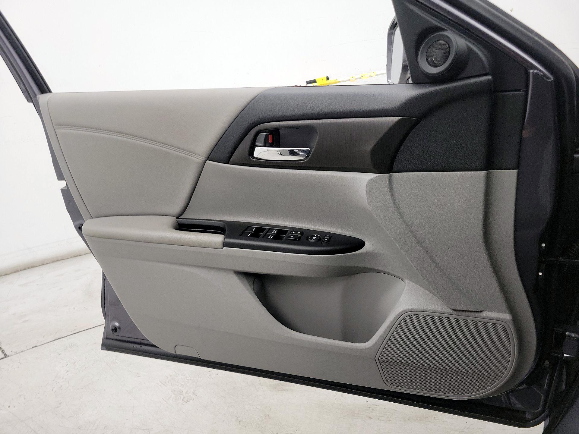 Thumbnail: 2014 Honda Accord - 12