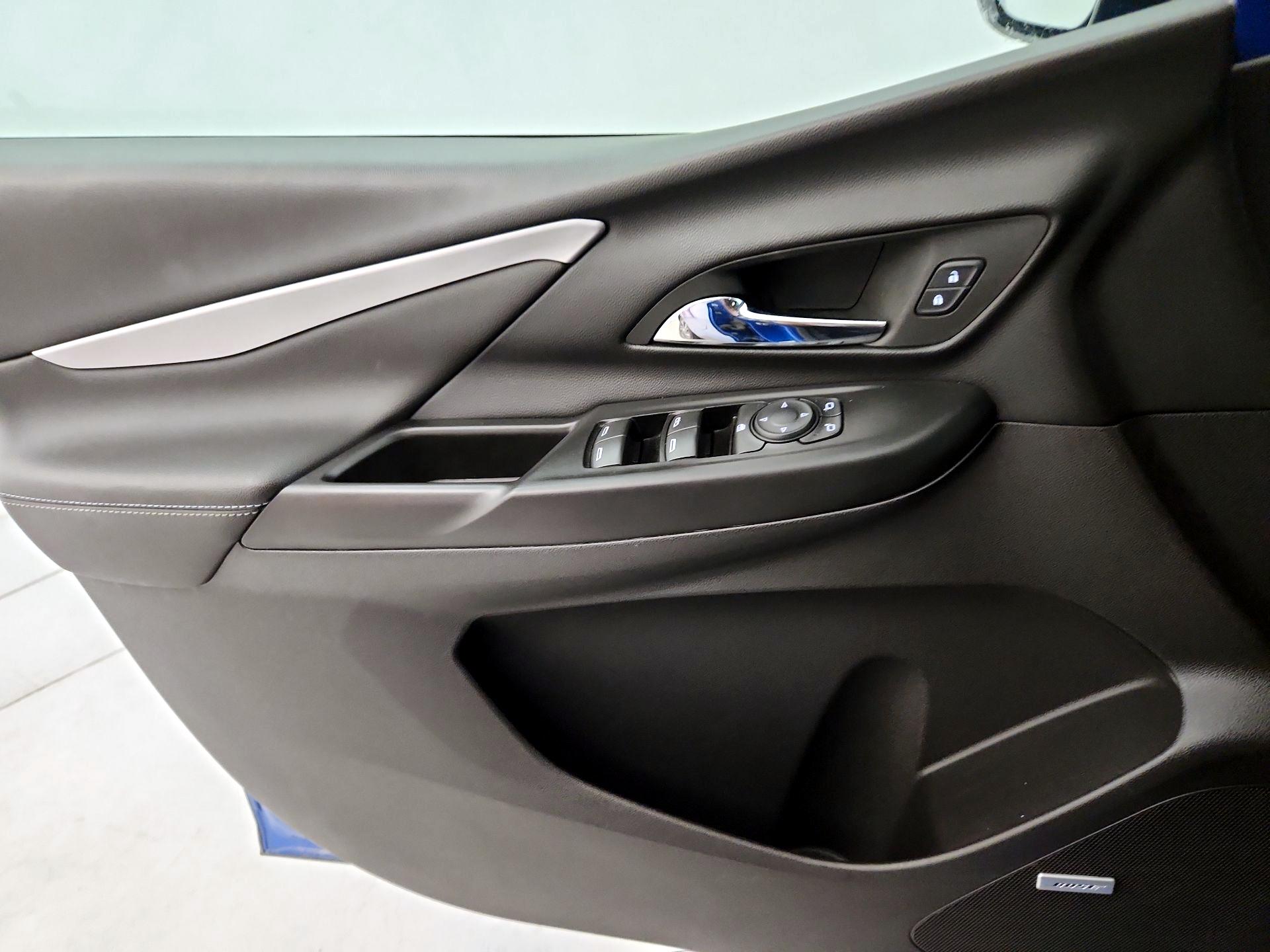 Thumbnail: 2023 Chevrolet Bolt EV - 12