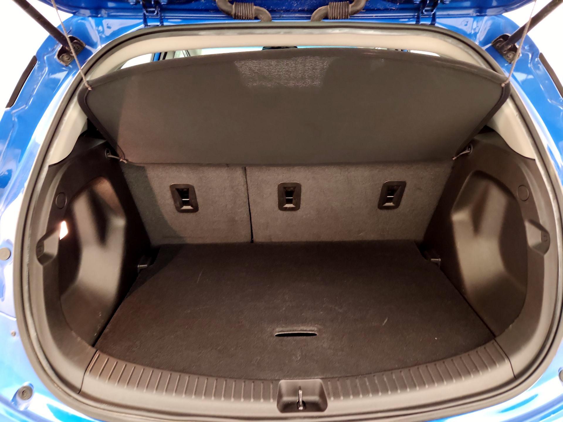 Thumbnail: 2023 Chevrolet Bolt EV - 19