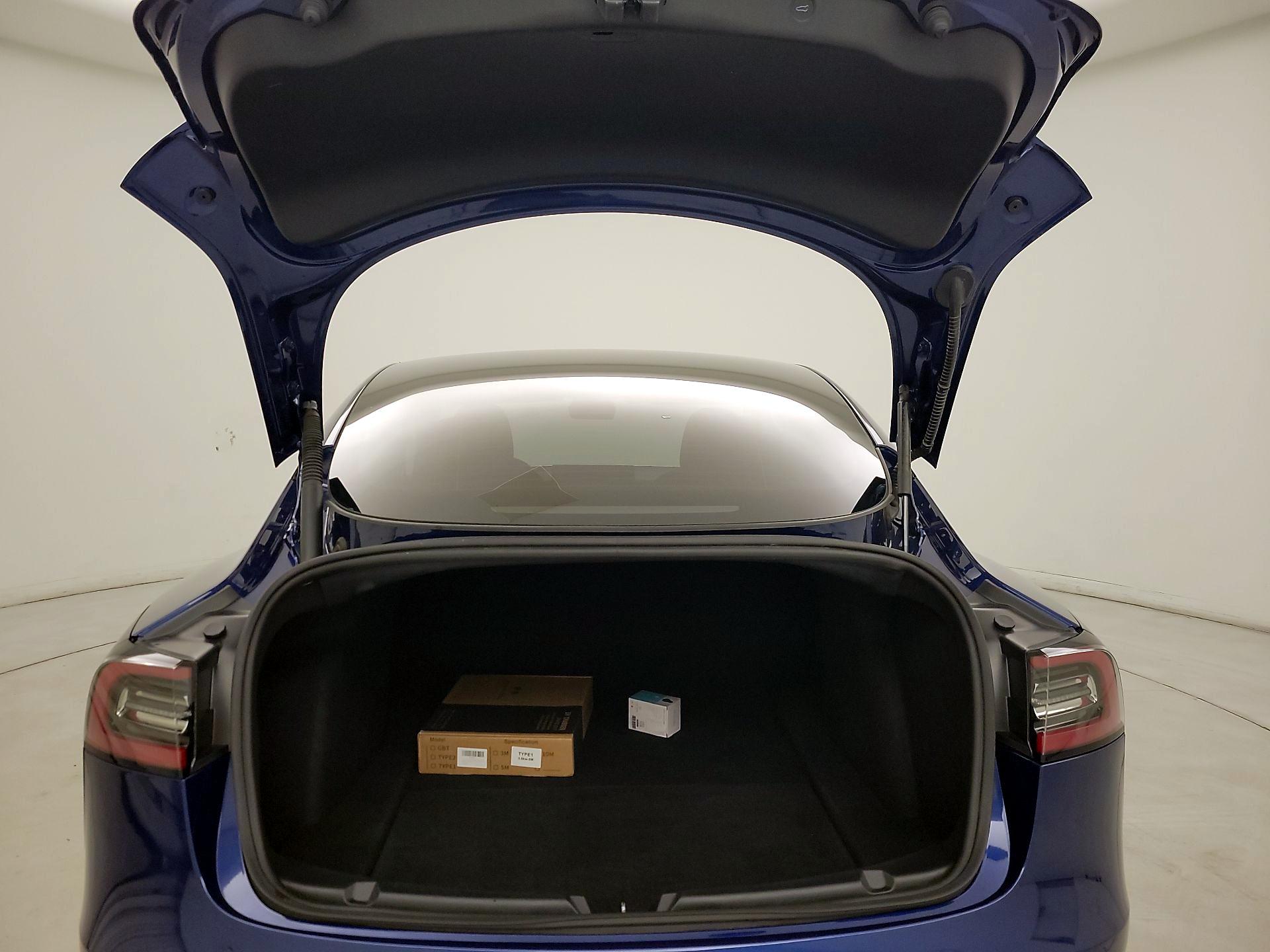 Thumbnail: 2022 Tesla Model 3 - 19