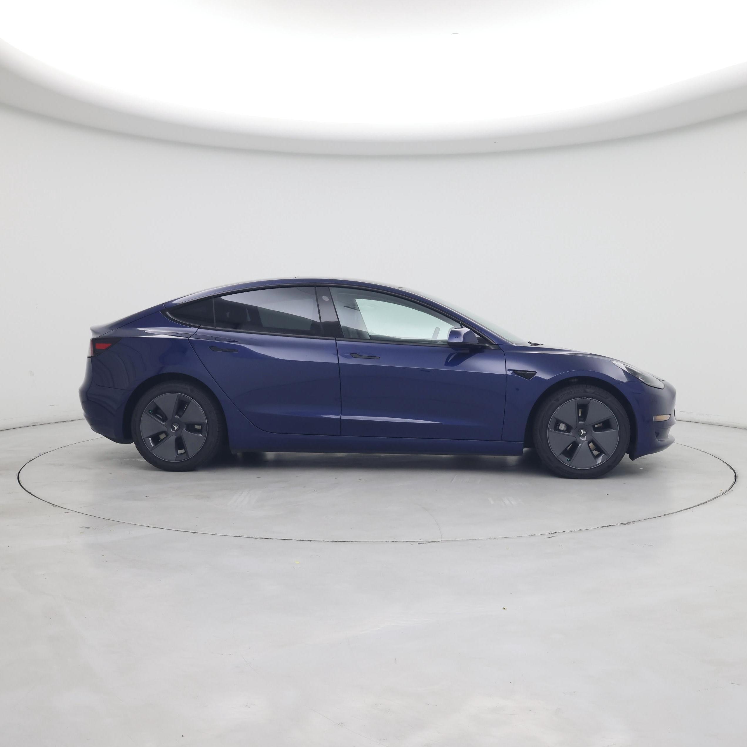 Thumbnail: 2022 Tesla Model 3 - 7